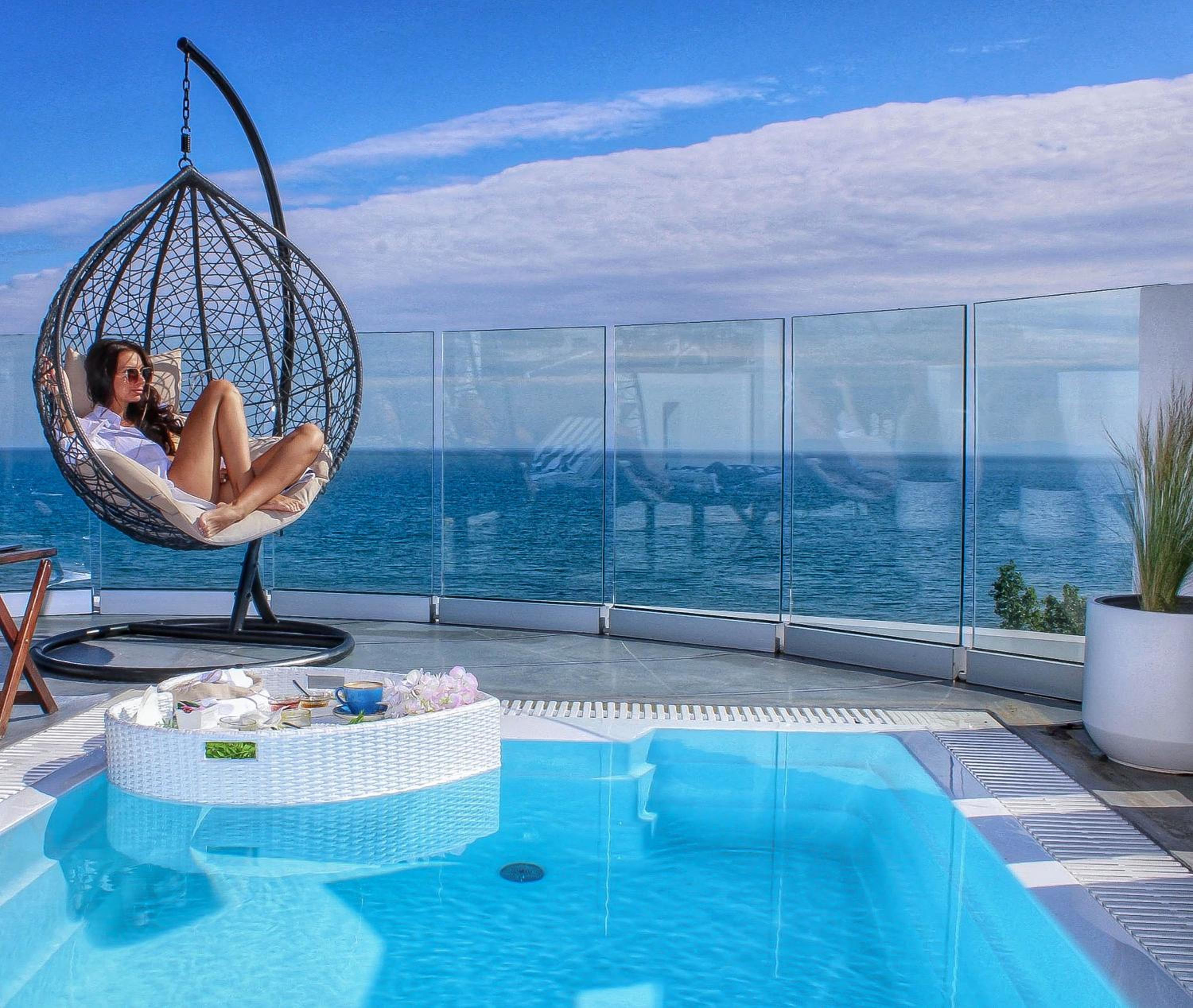 Infinity Suite Sea View with Heated Plunge Pool & Sauna photo 3