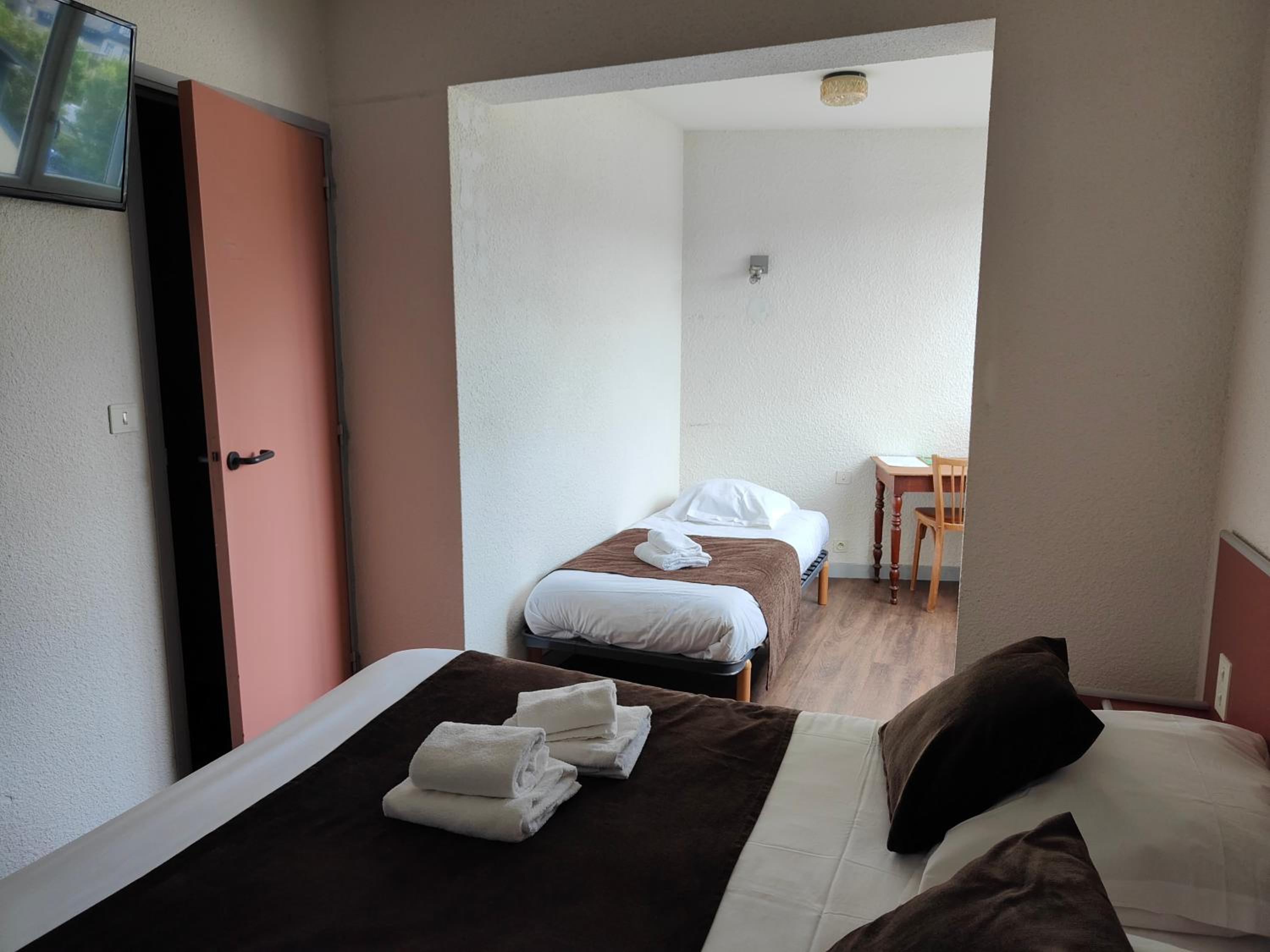 Triple Room - Photo 2