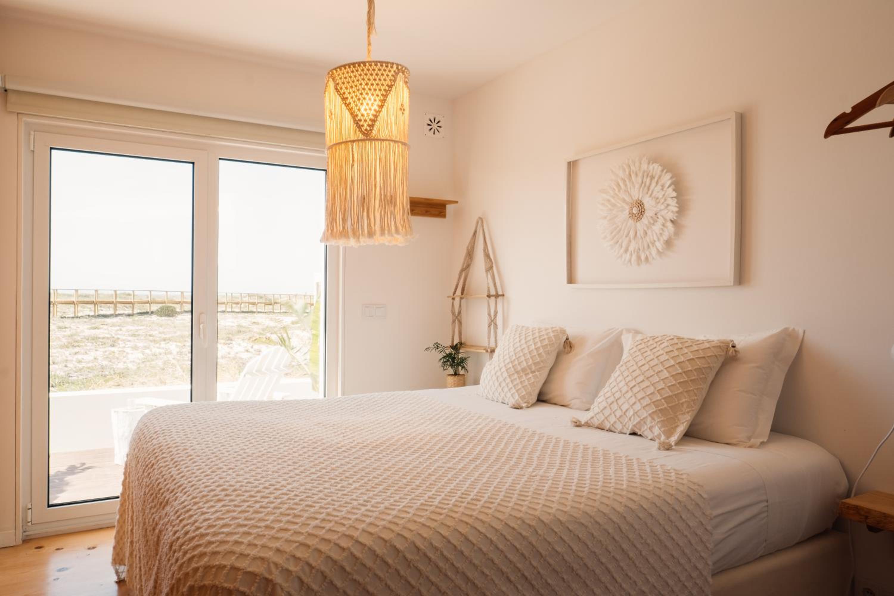 Standard Double or Twin Room with Sea View - Photo 1
