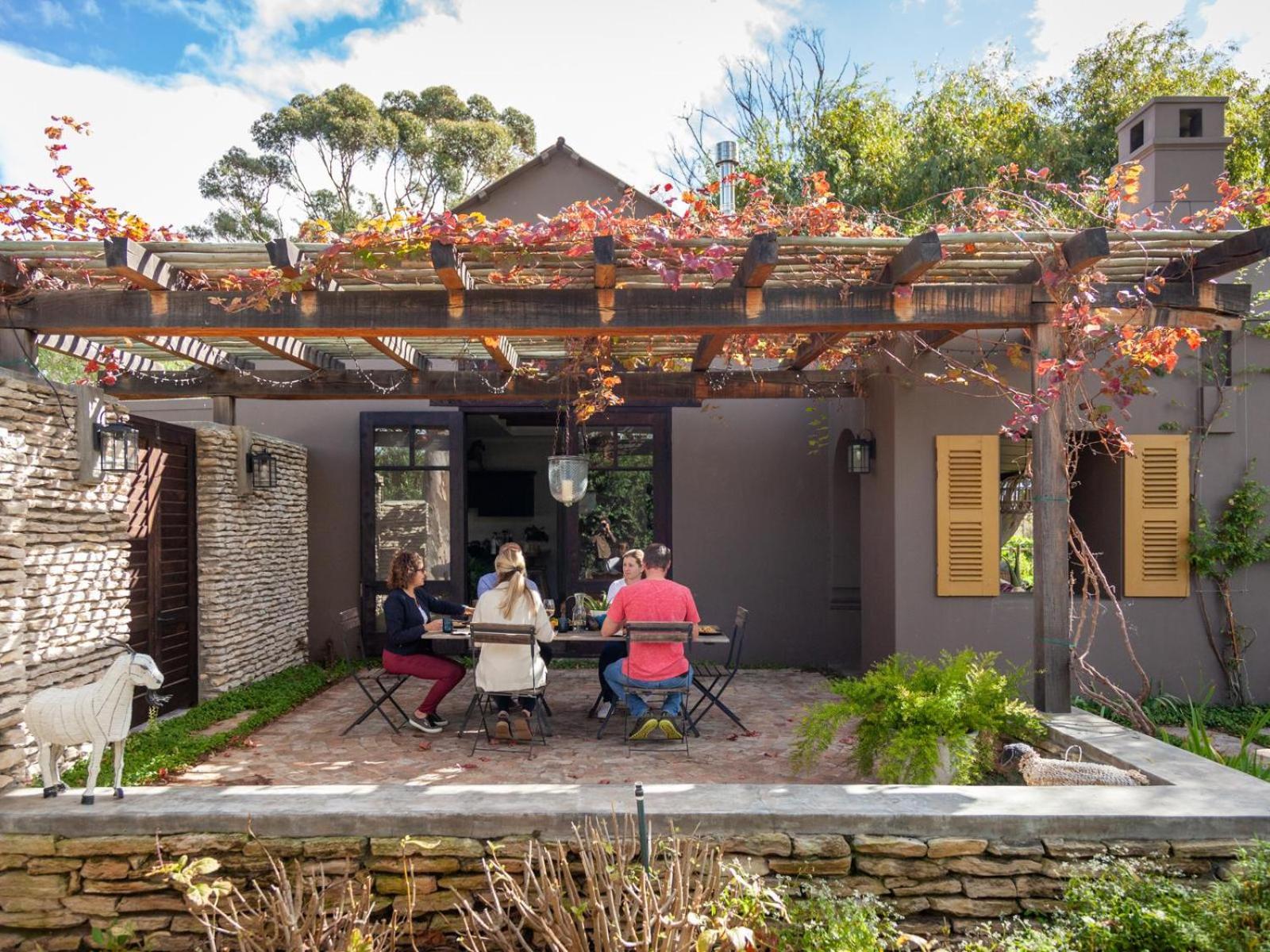 Two-Bedroom Cottage photo 2