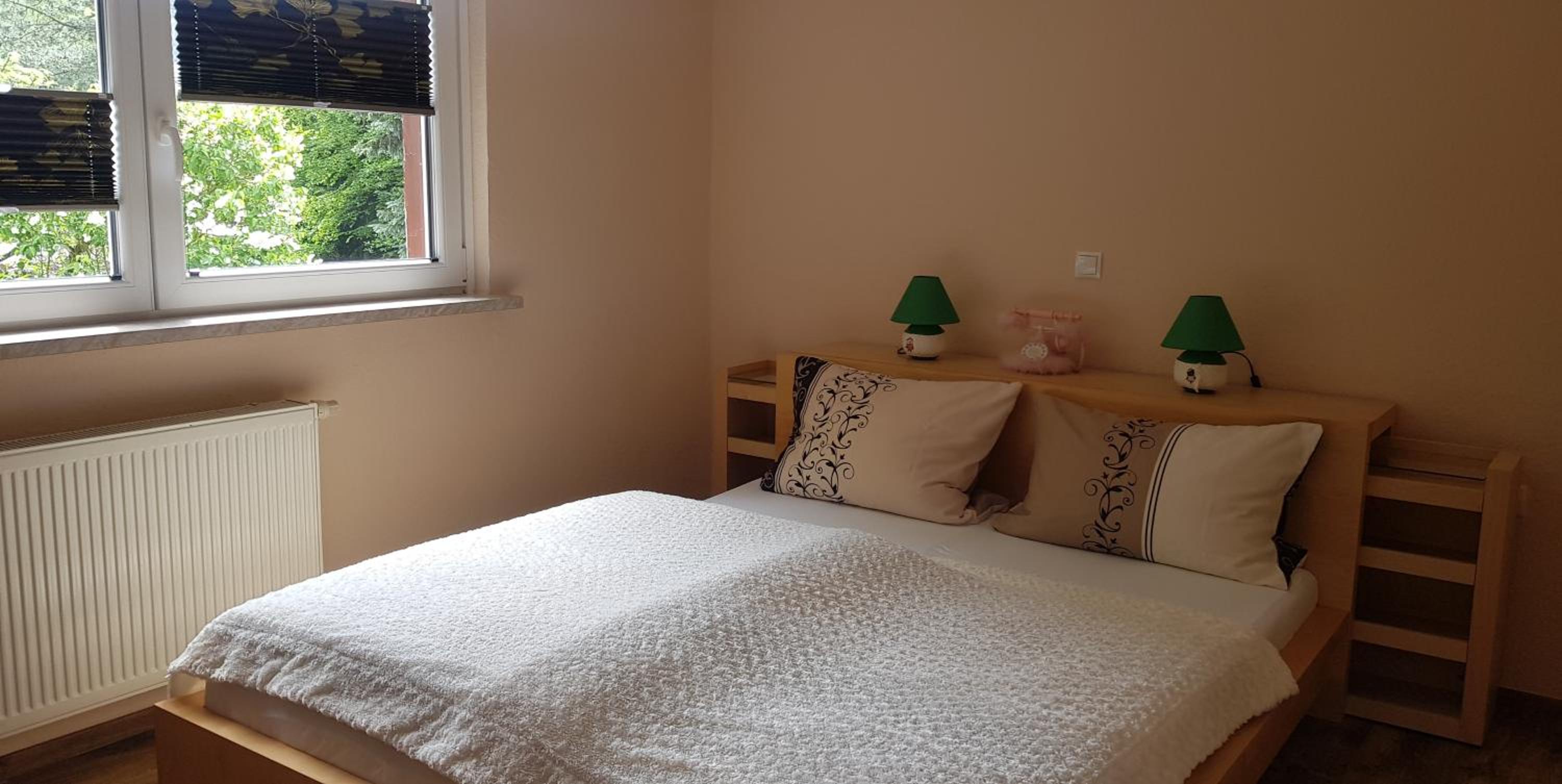 One-Bedroom Apartment - Photo 1