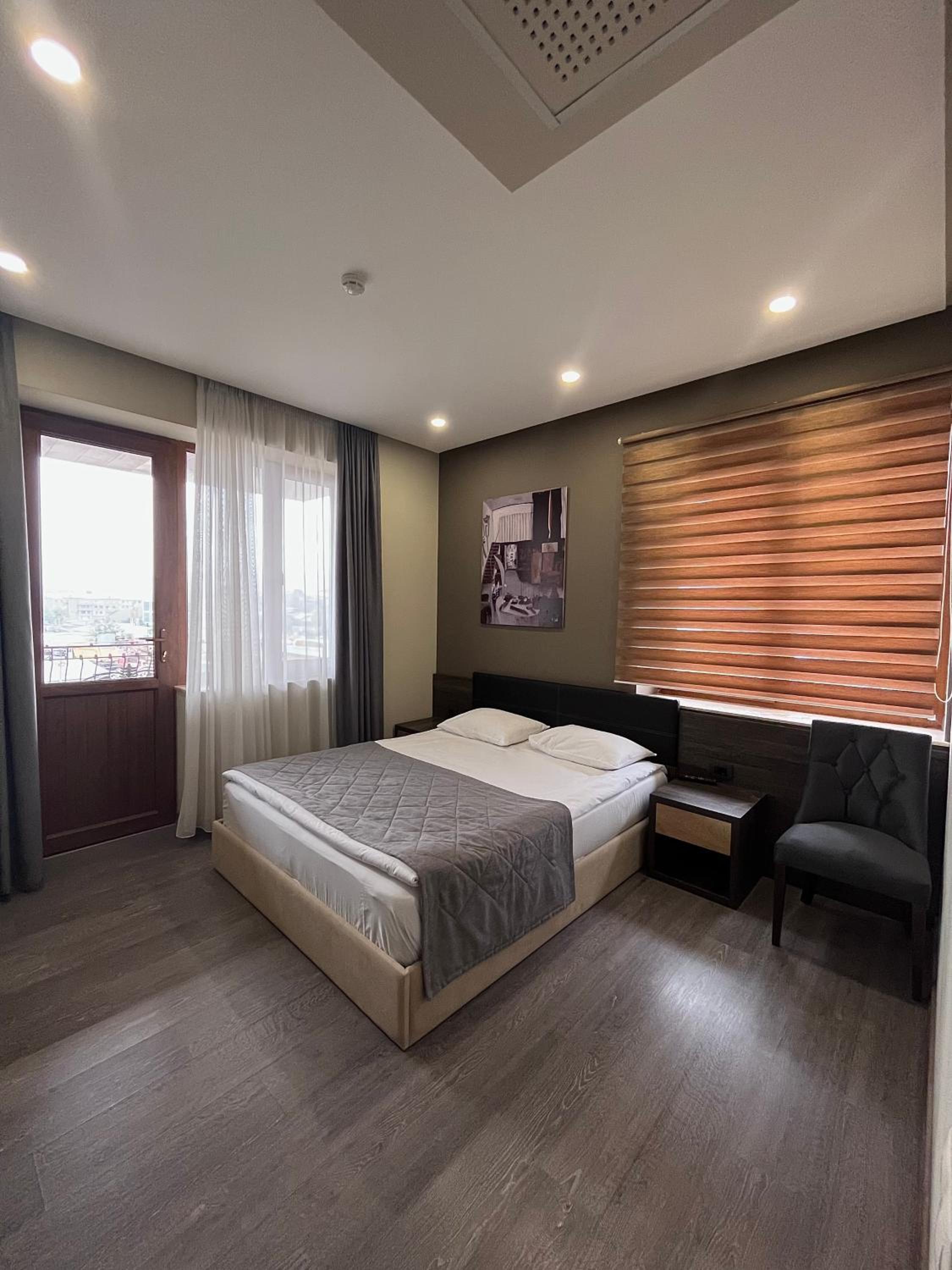 Deluxe Double Room photo 2
