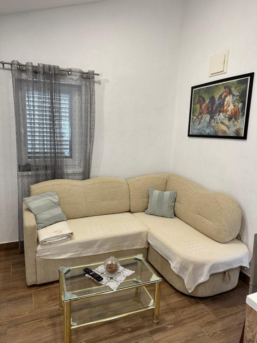 Two-Bedroom Apartment - Photo 25