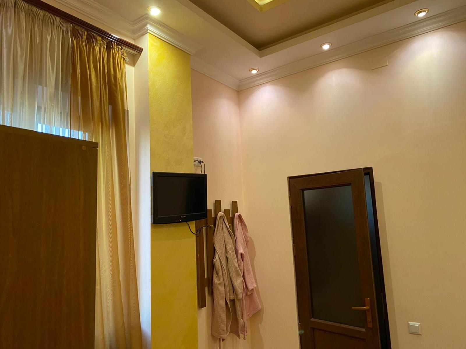 King Suite With Spa Bath photo 2