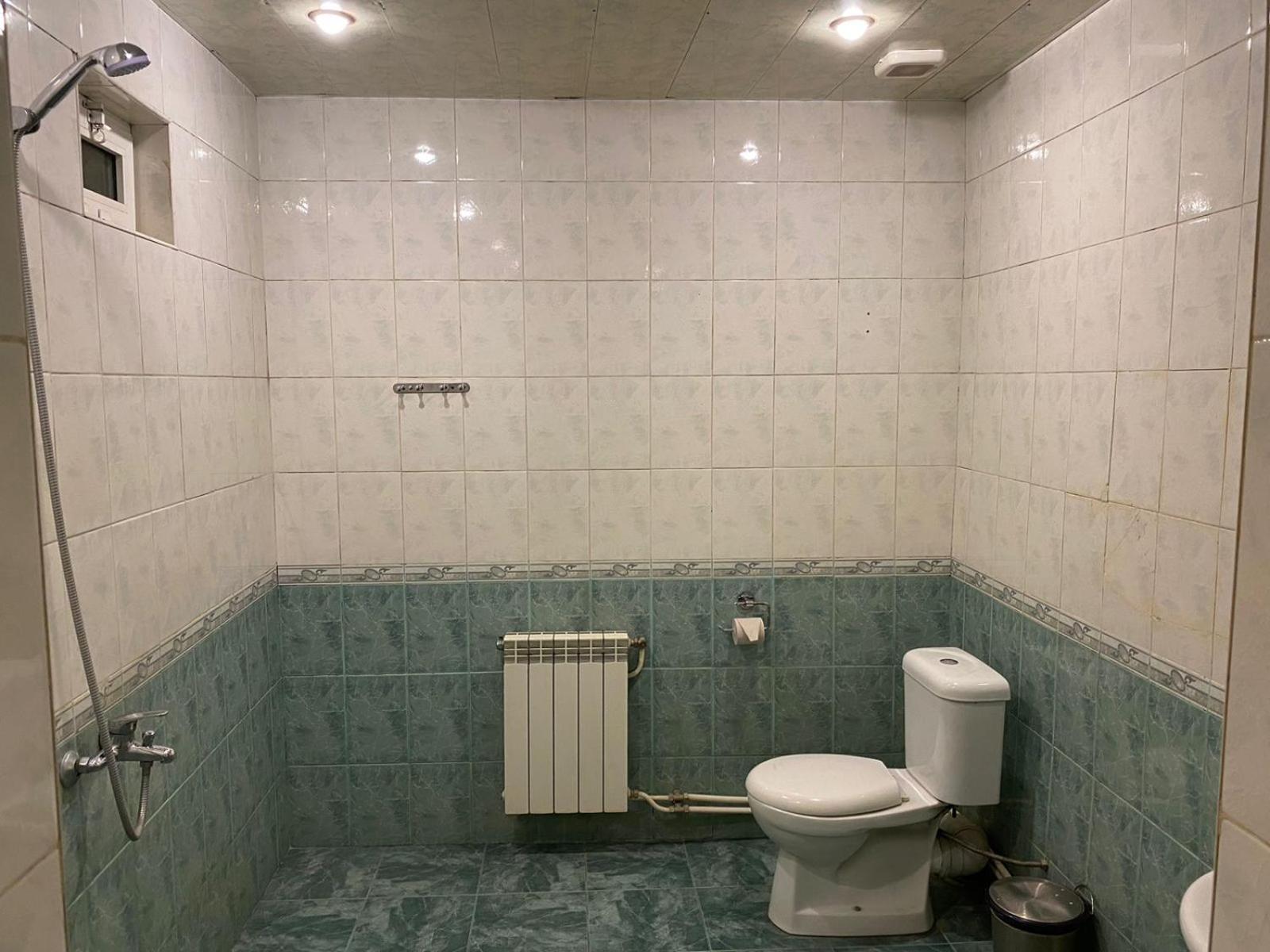 Twin Room With Private Bathroom photo 2