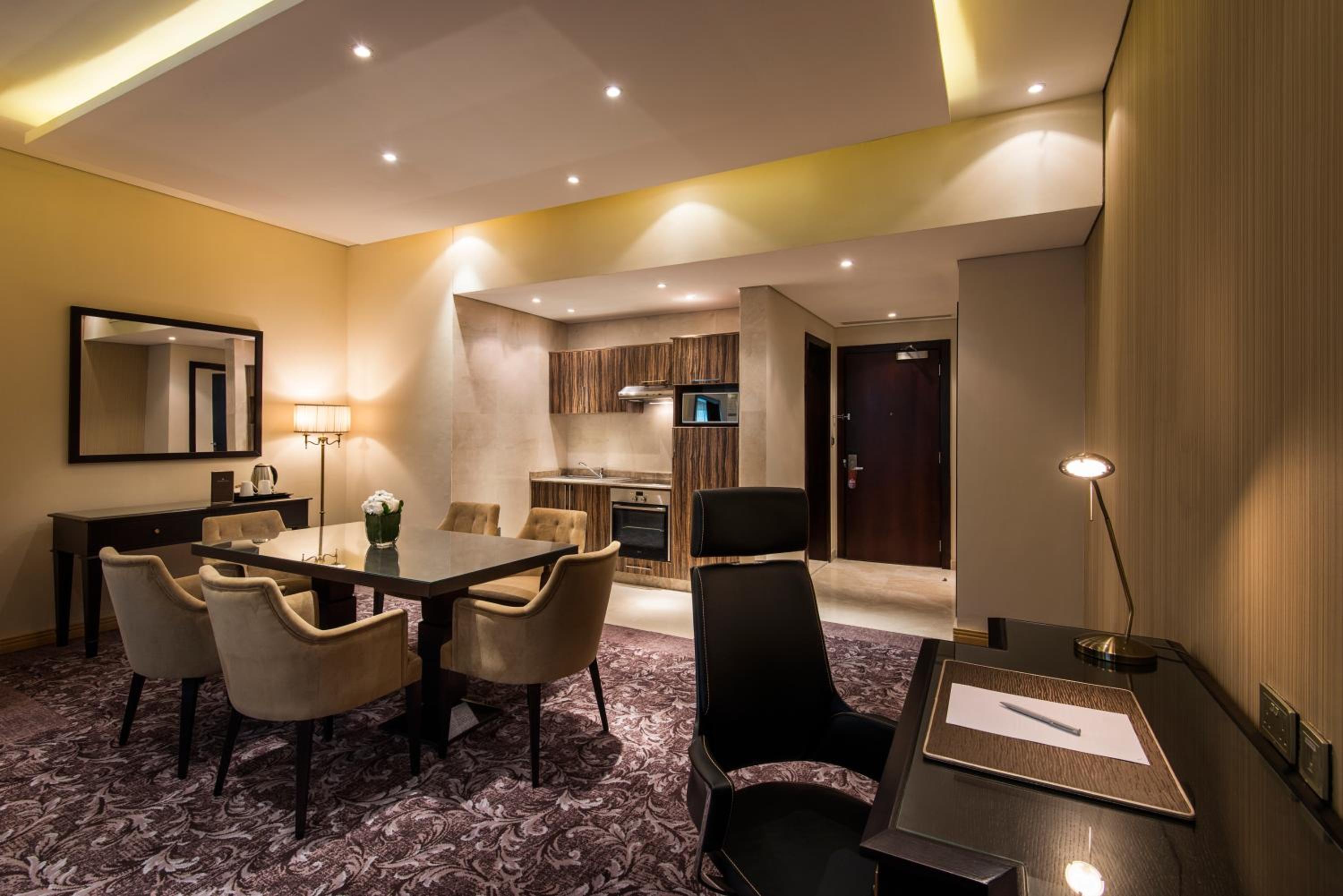 2 Bedrooms Royal Suite 1 King Bed, 142Sqm, Breakfast Inc, Kitchen, Living Room, Executive Club