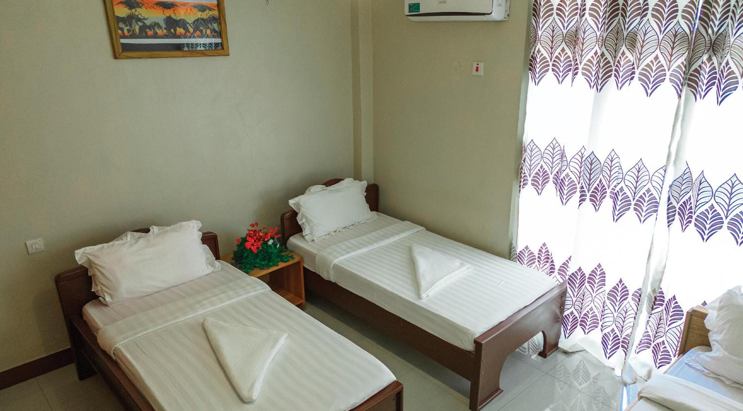 Standard Triple Room - Photo 2