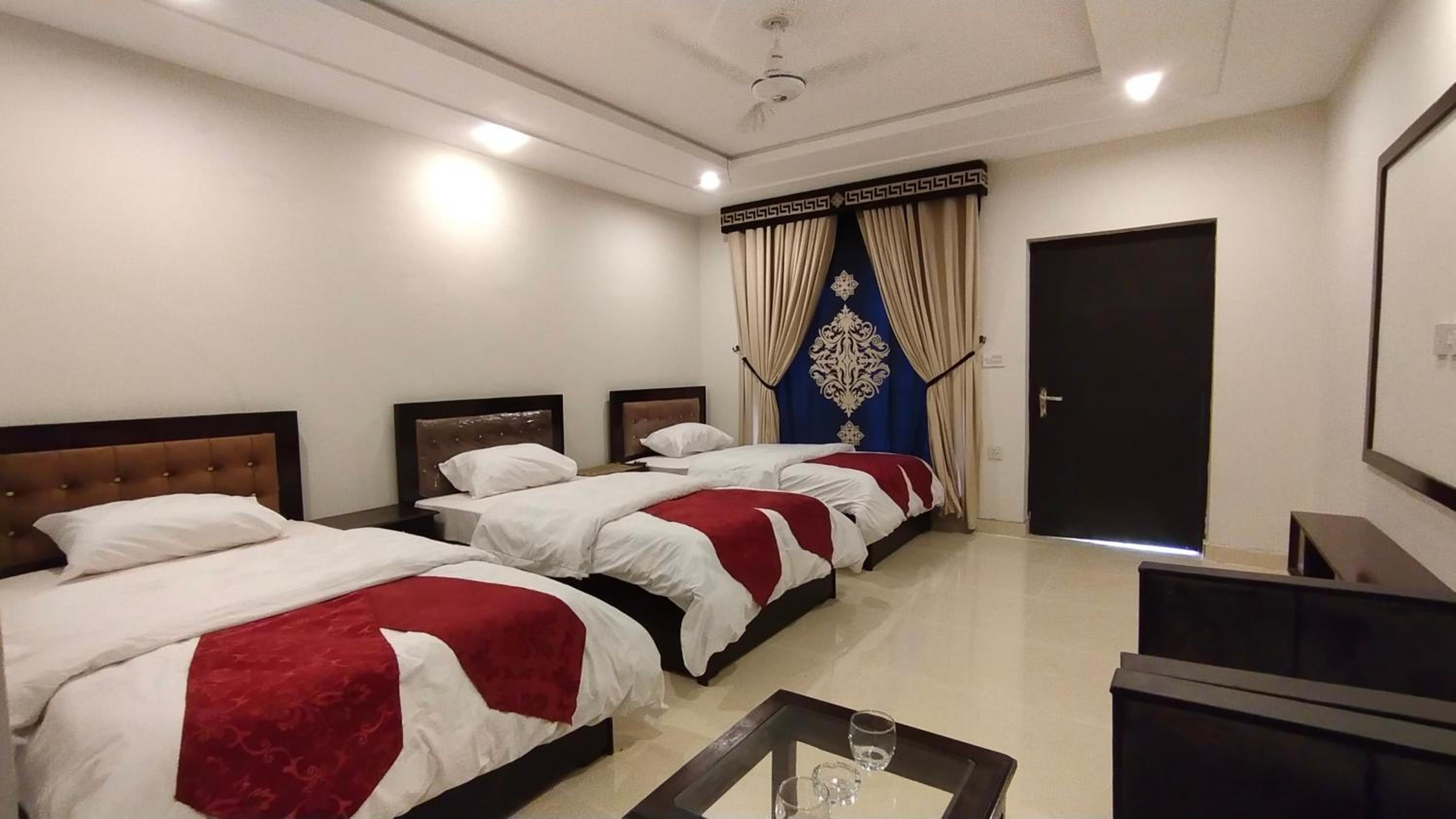 Triple Room with Garden View photo 2