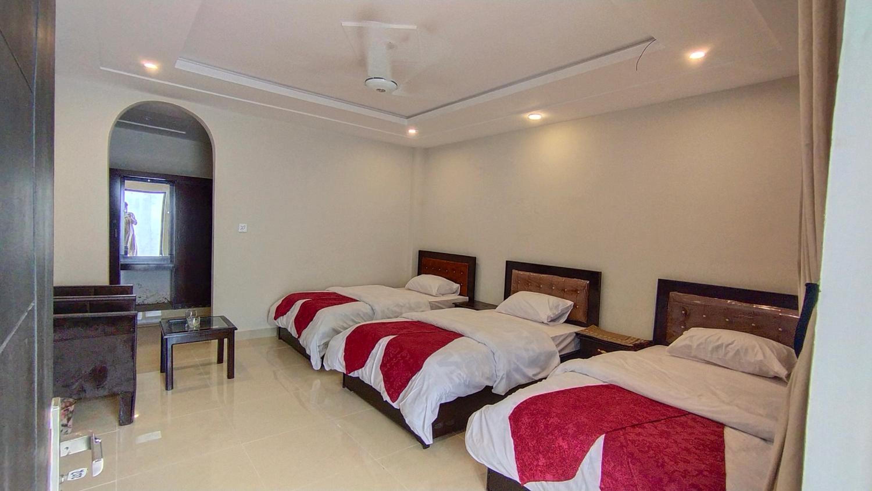 Triple Room with Garden View