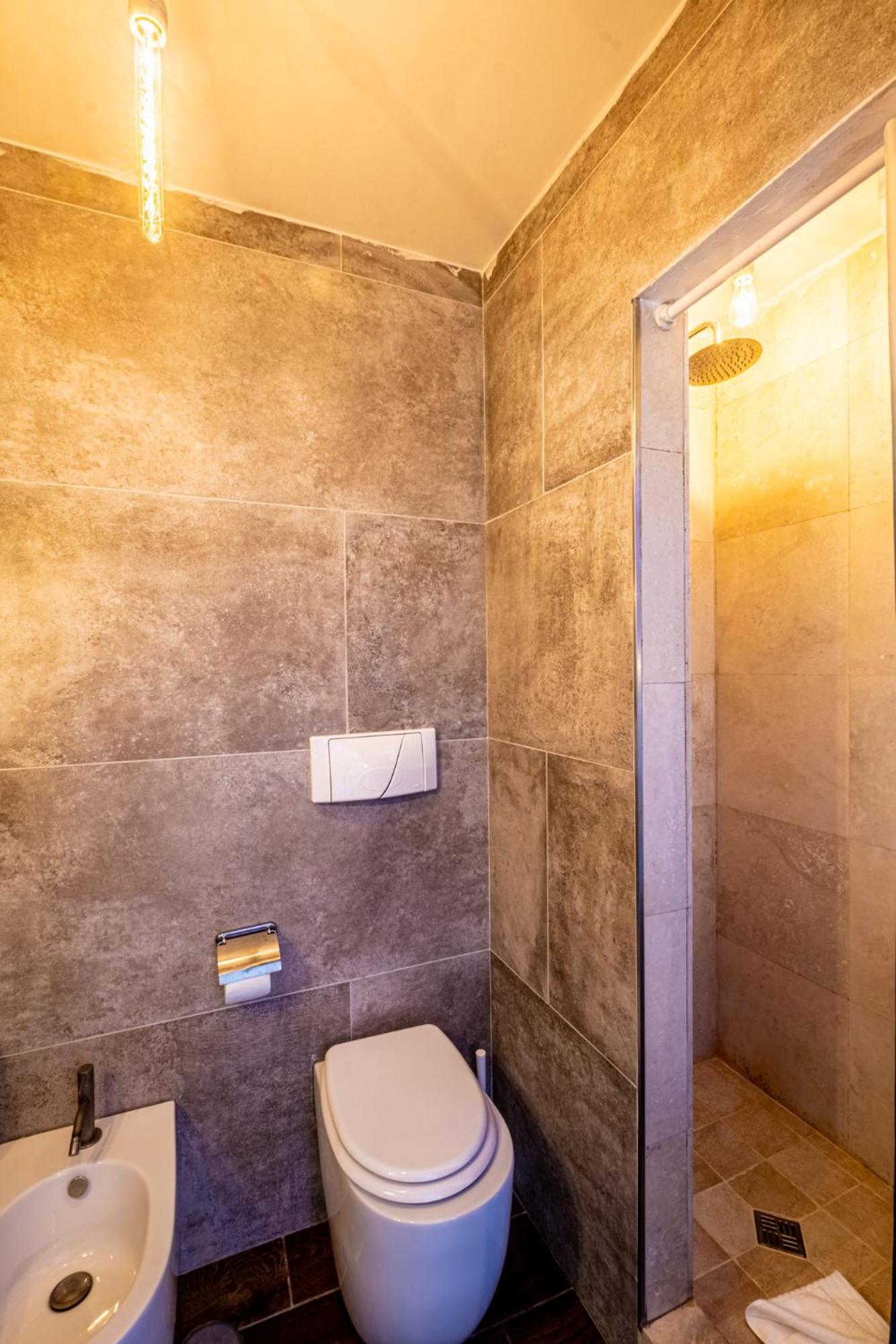 Luxury Quadruple Room with Balcony photo 2