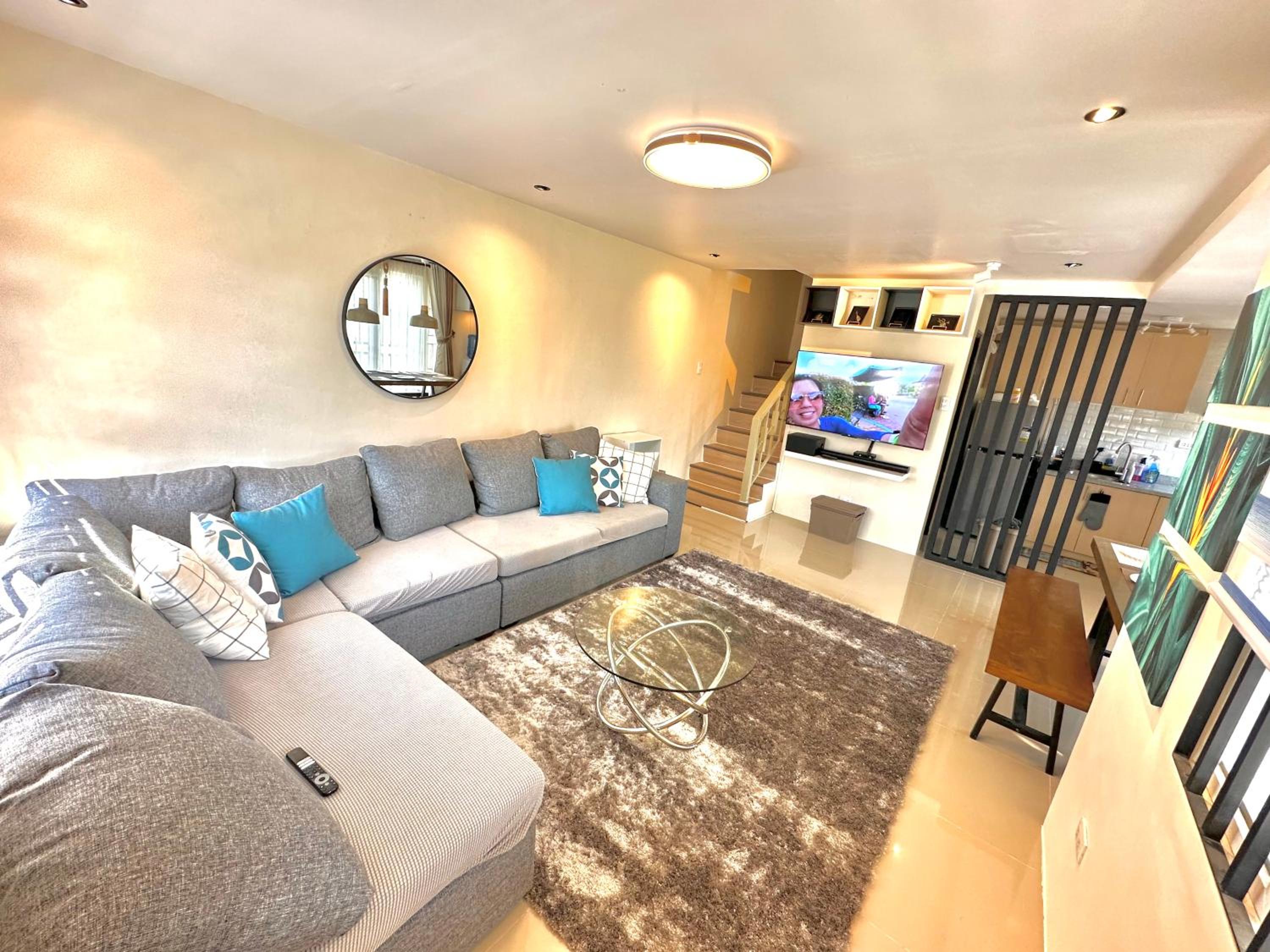 Three-Bedroom House photo 1