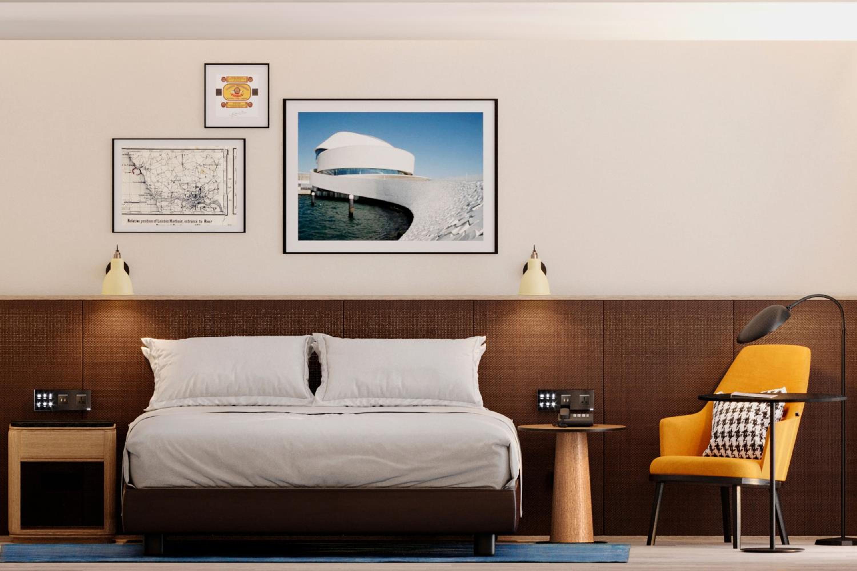 Deluxe King Room - Photo 1