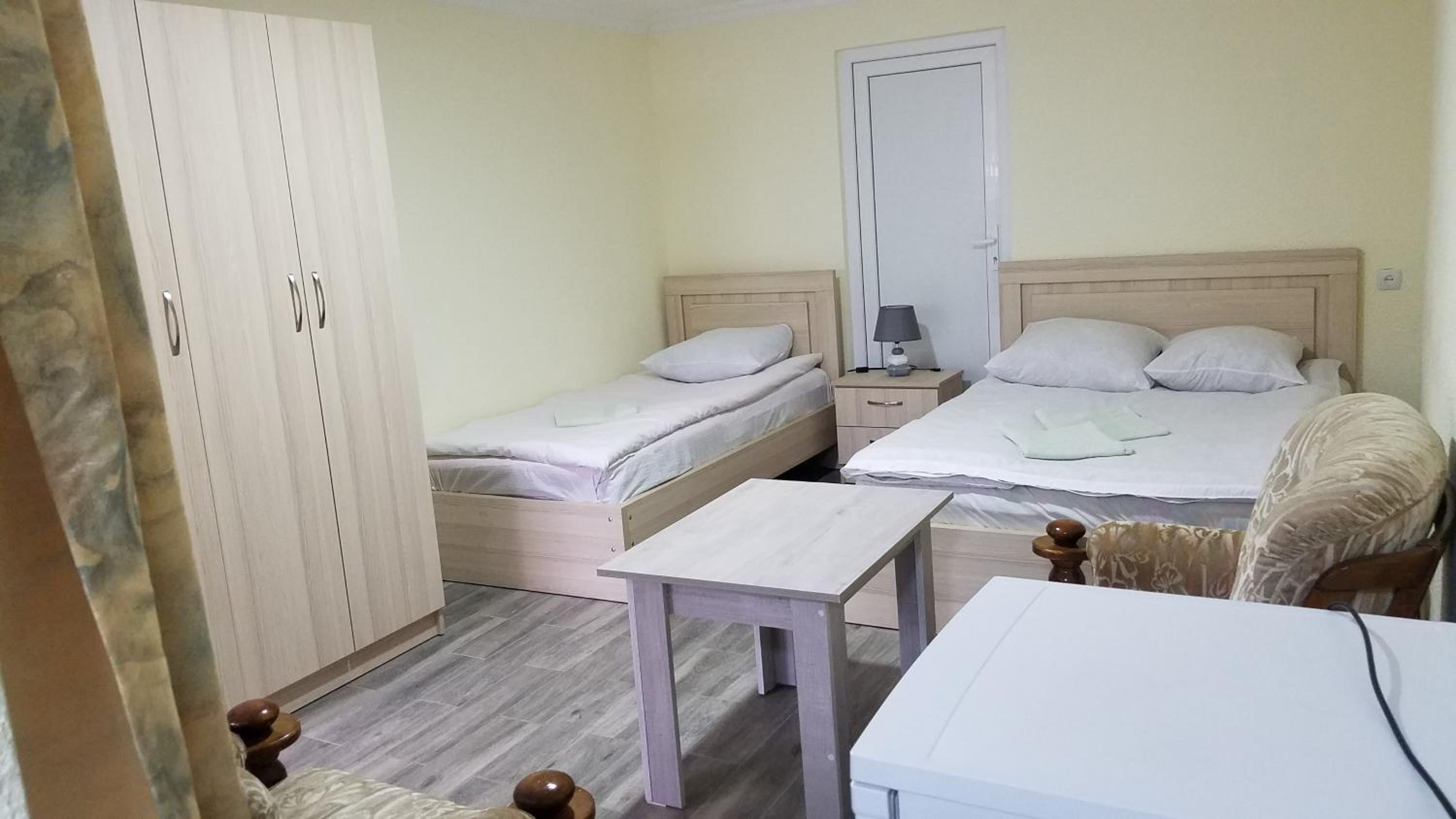 Triple Room with Bathroom photo 1