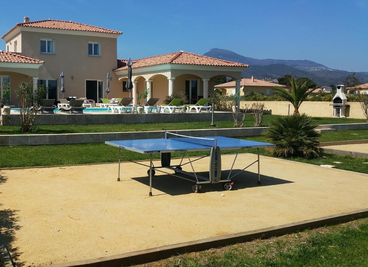 Villa with Private Pool photo 3