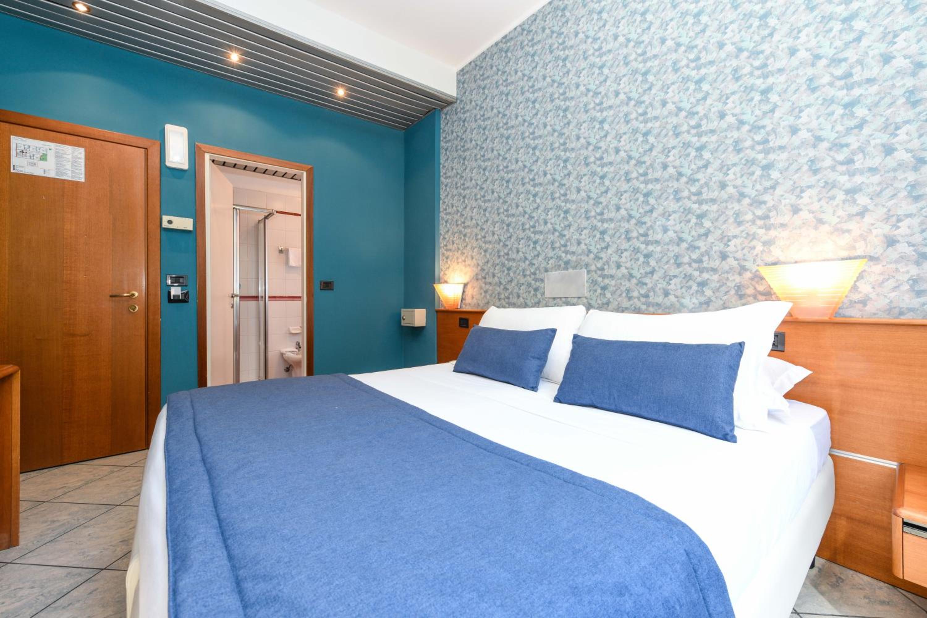 Economy Double Room - Photo 1