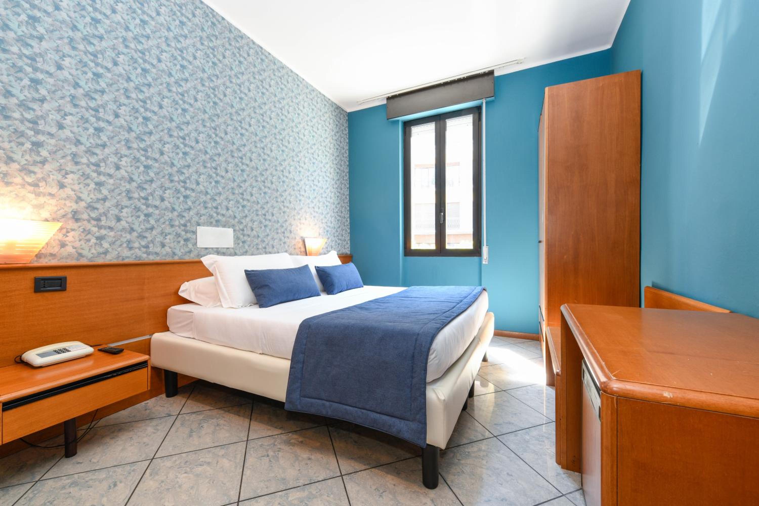 Economy Double Room - Photo 2