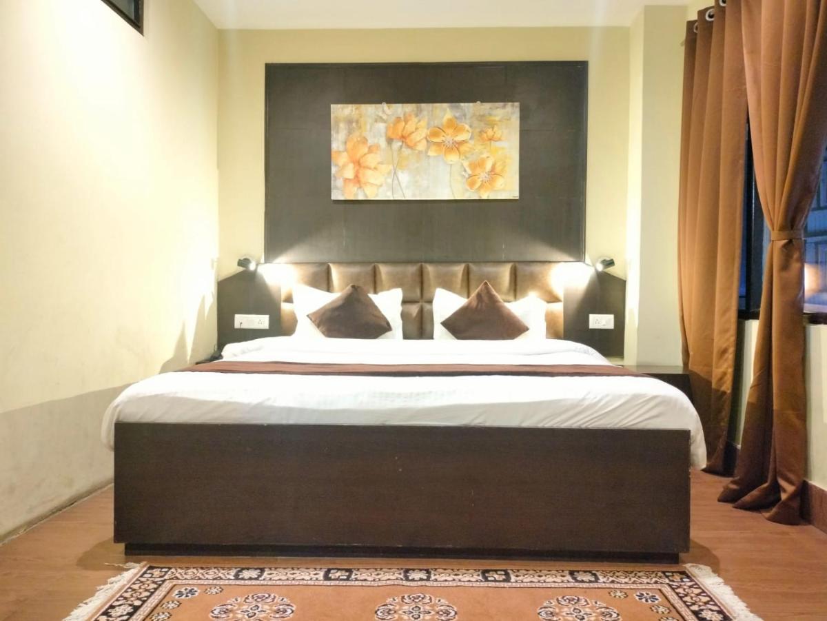Deluxe Double Room photo 3
