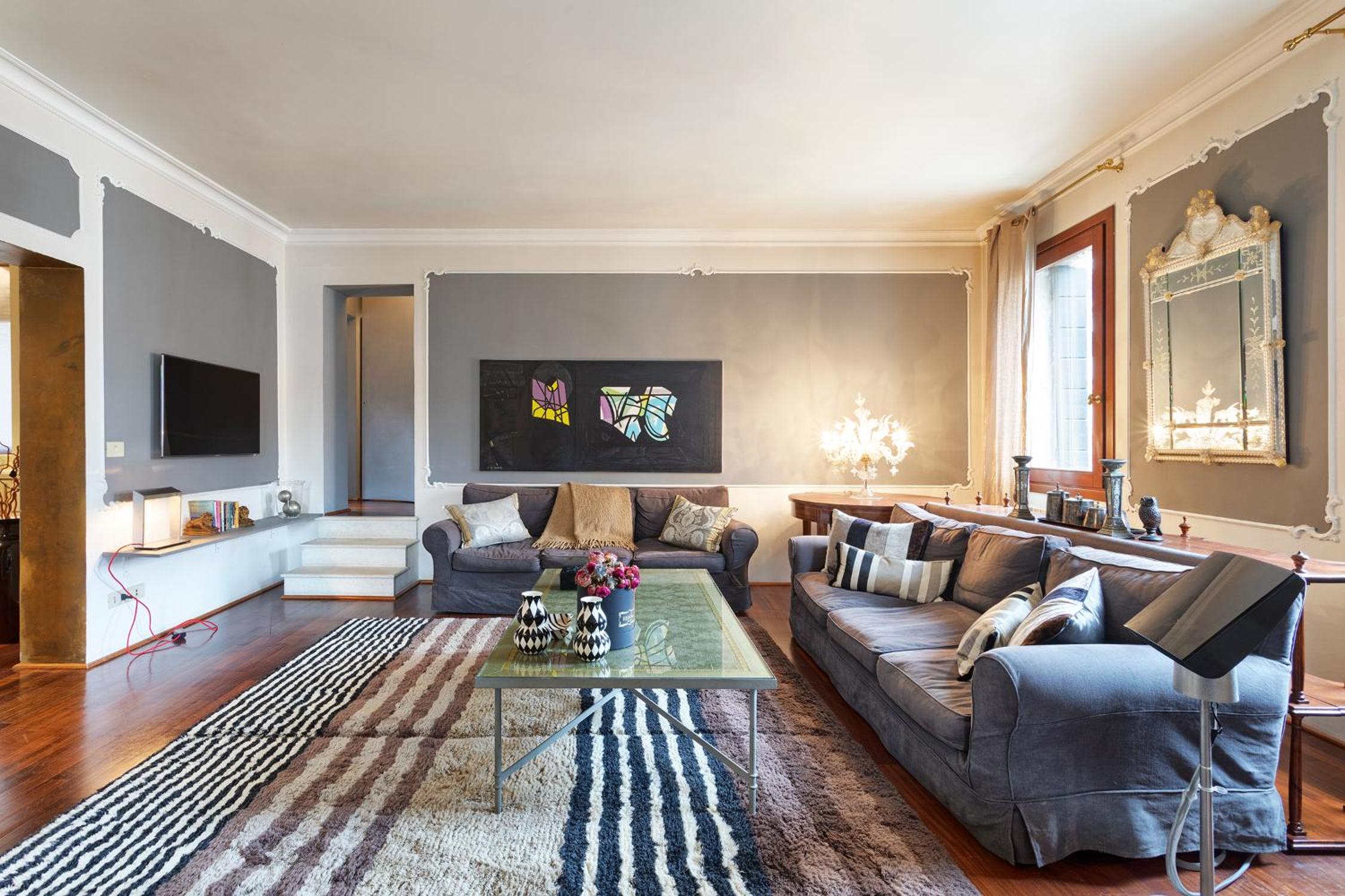 Duplex Apartment photo 2
