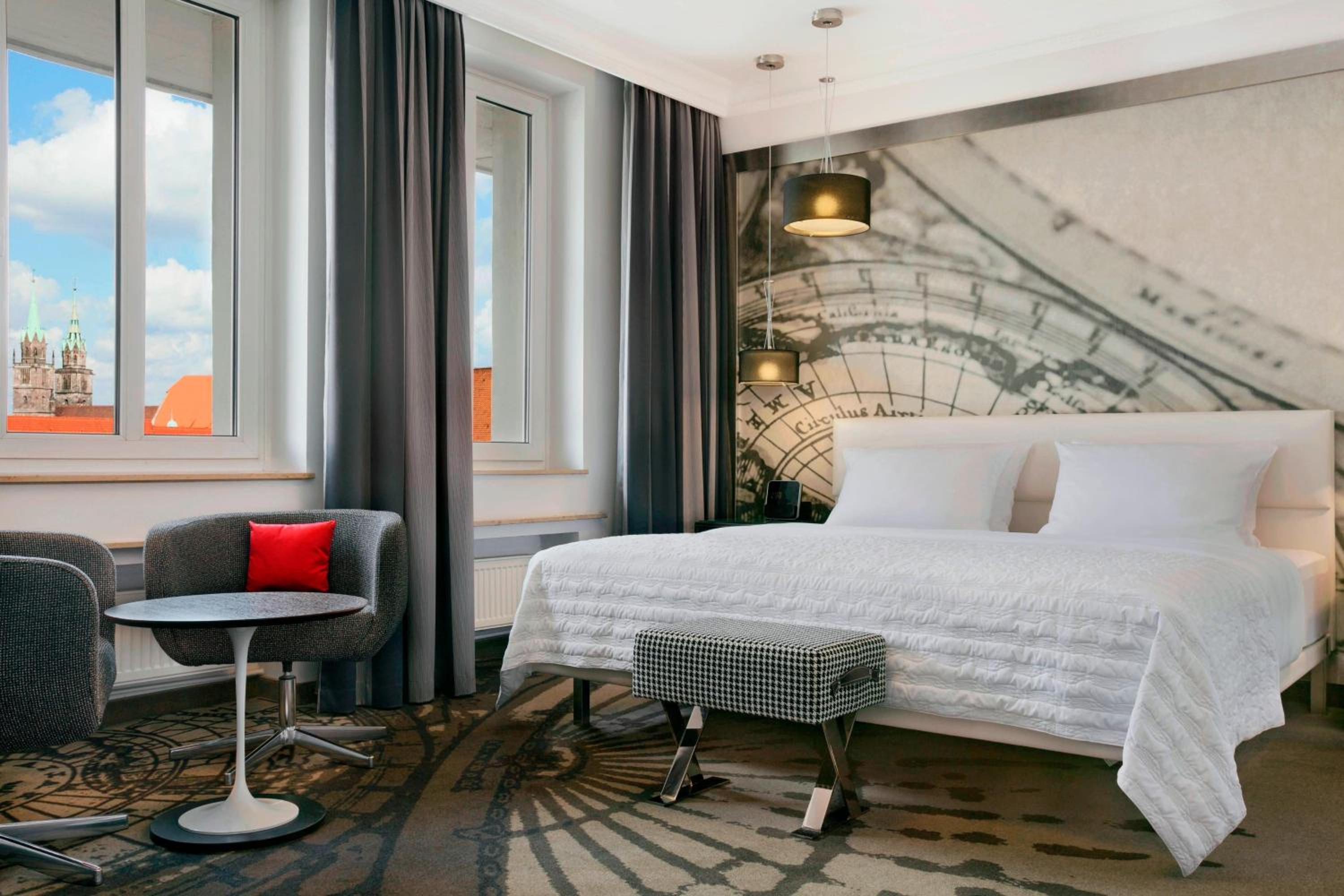 Grand Deluxe, Guest room, 1 King, City view