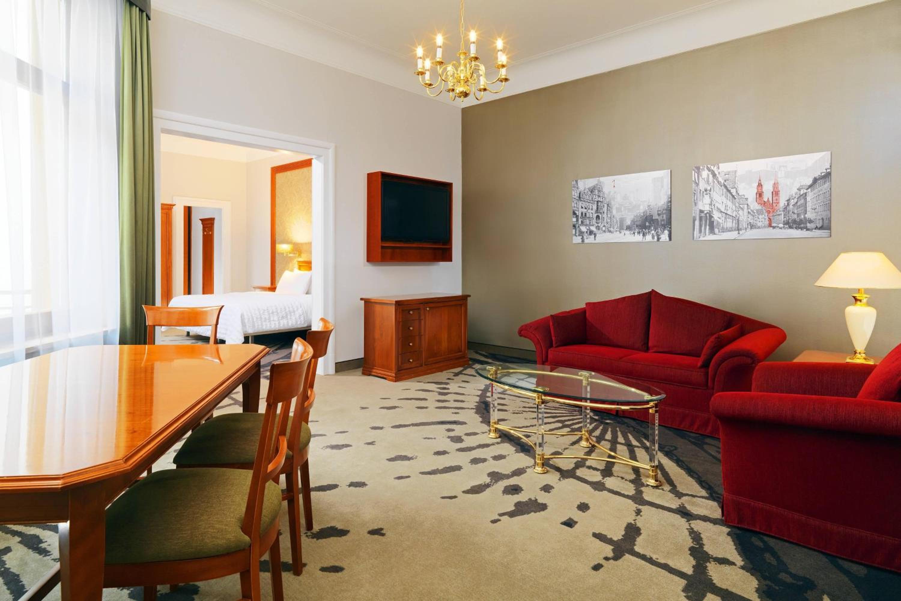 Executive Suite, 1 King