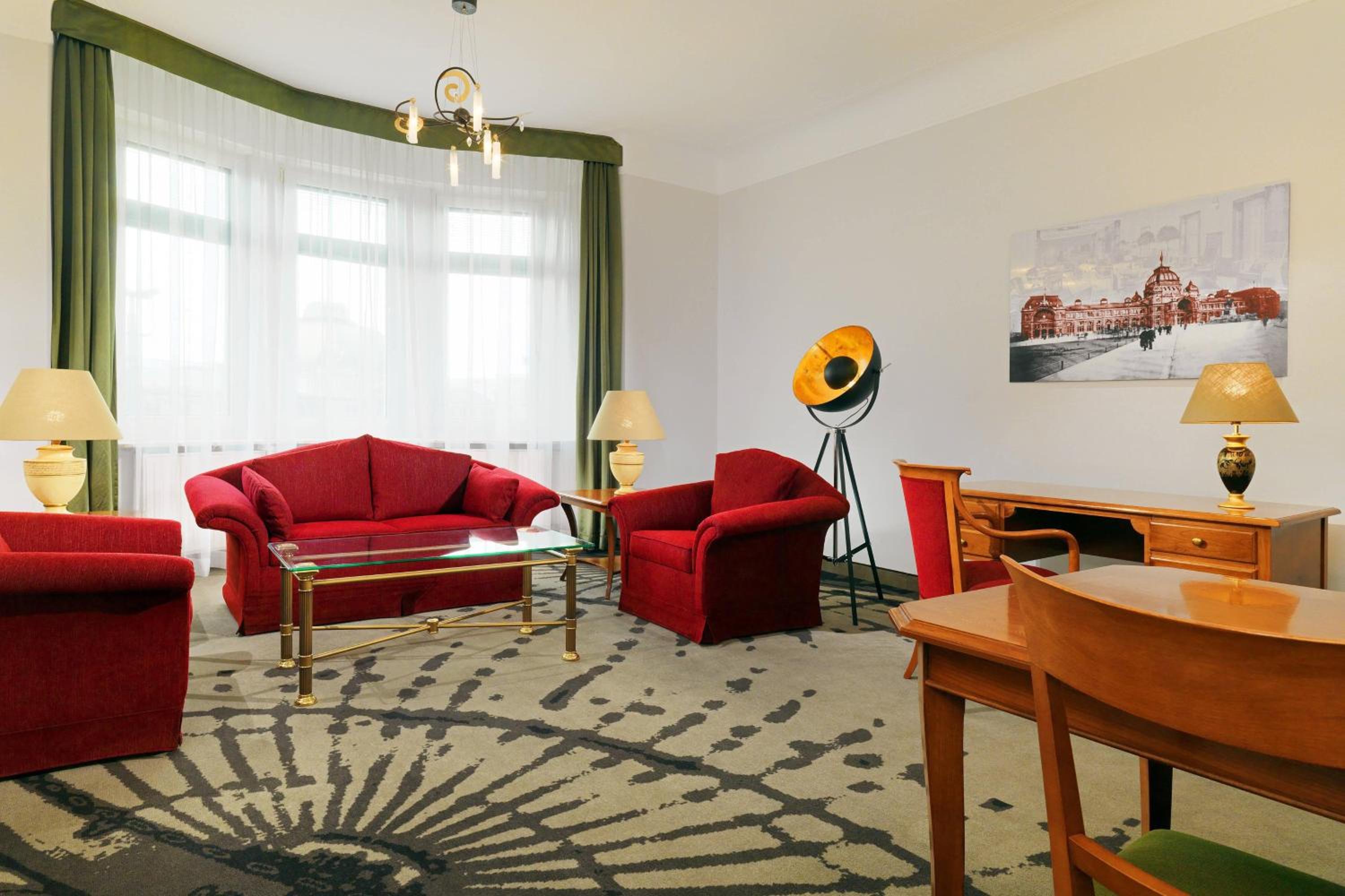 Executive Suite, 1 King