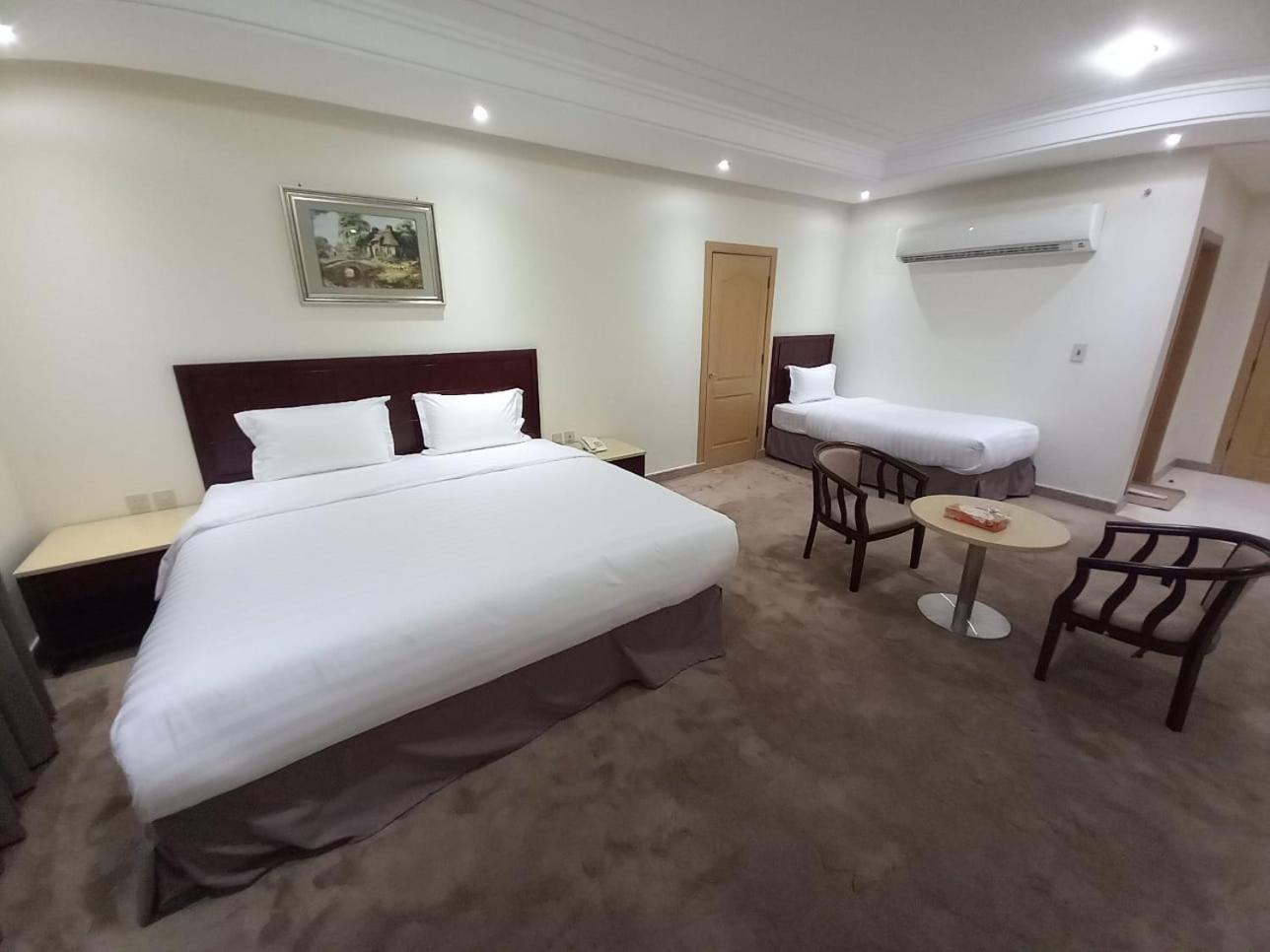 Suite With City View photo 2