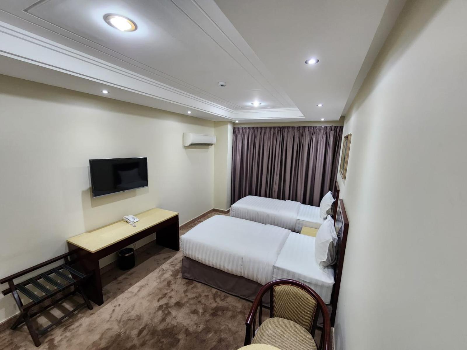 Twin Room photo 2