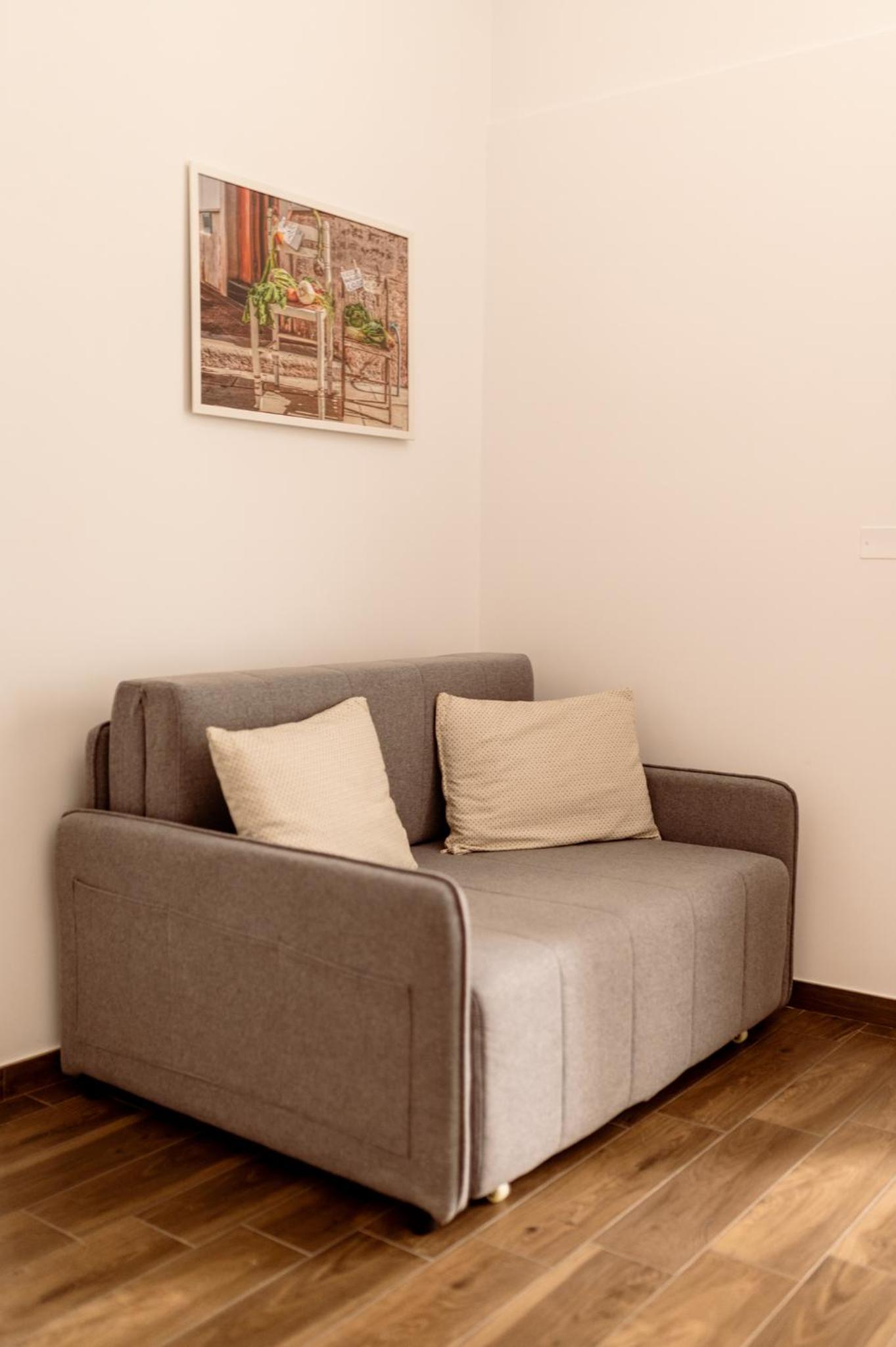 Apartment - Ground Floor - Photo 1