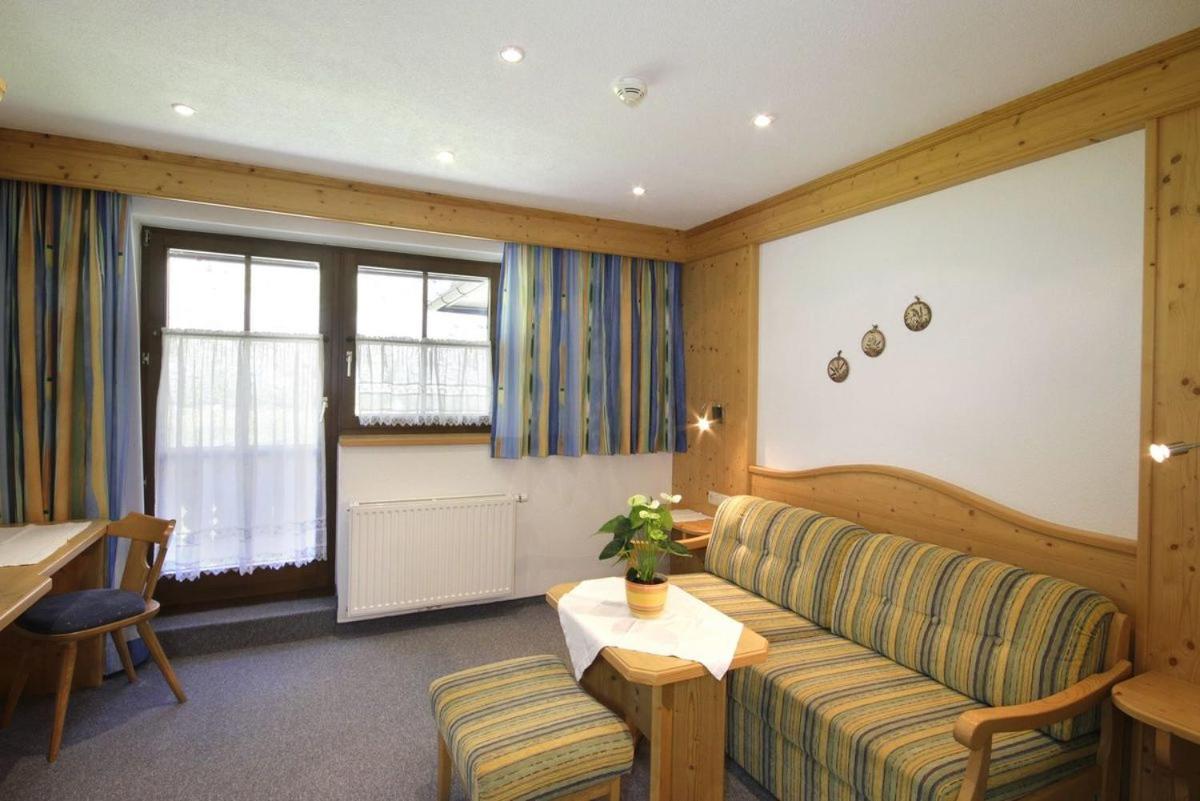 Family Room photo 2