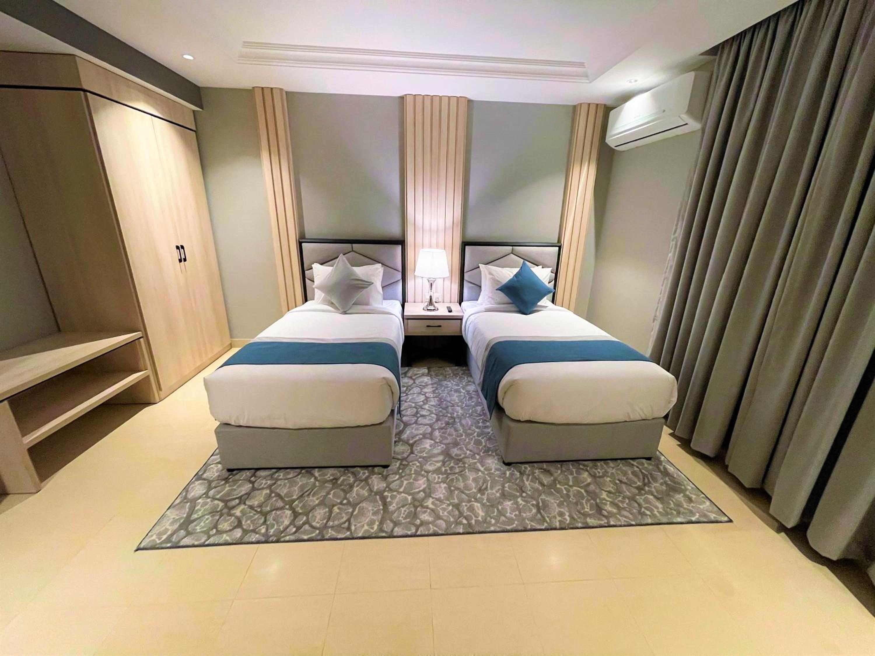 Deluxe Twin Room - Photo 4