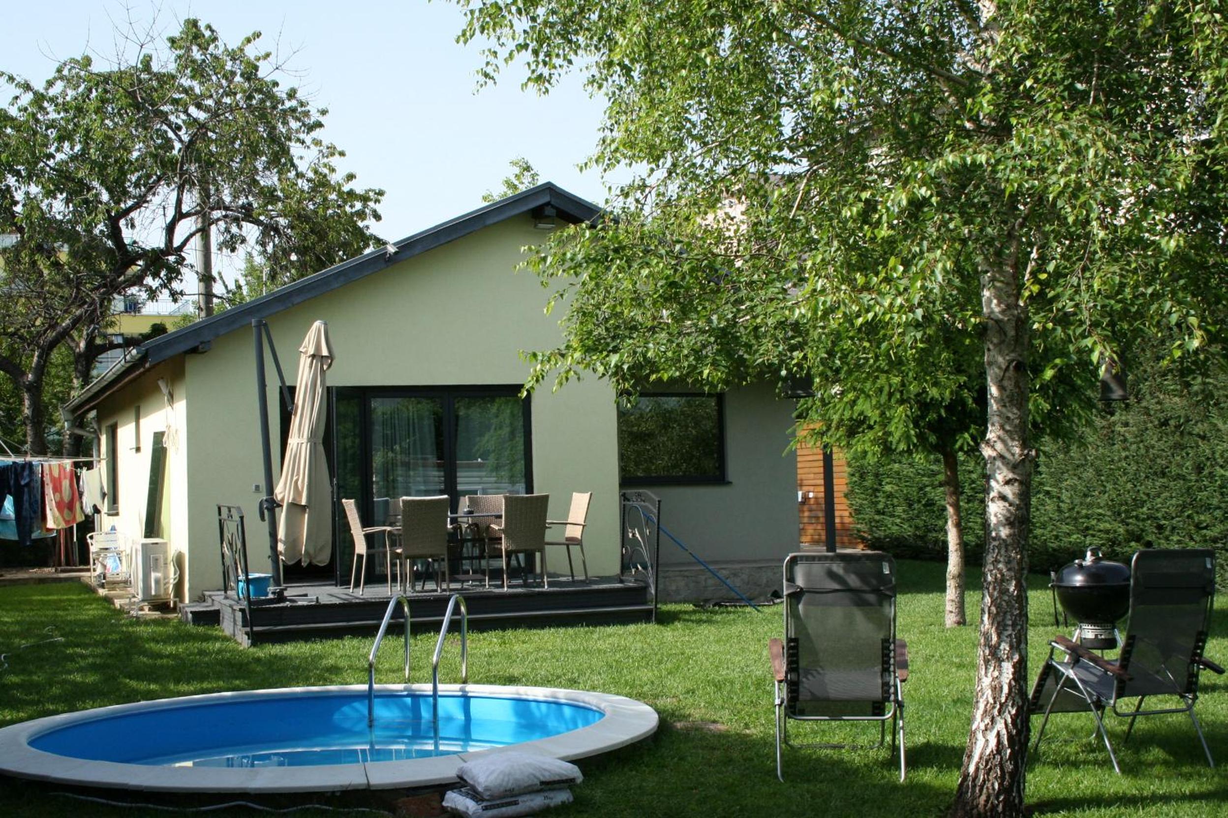 Two-Bedroom House photo 2