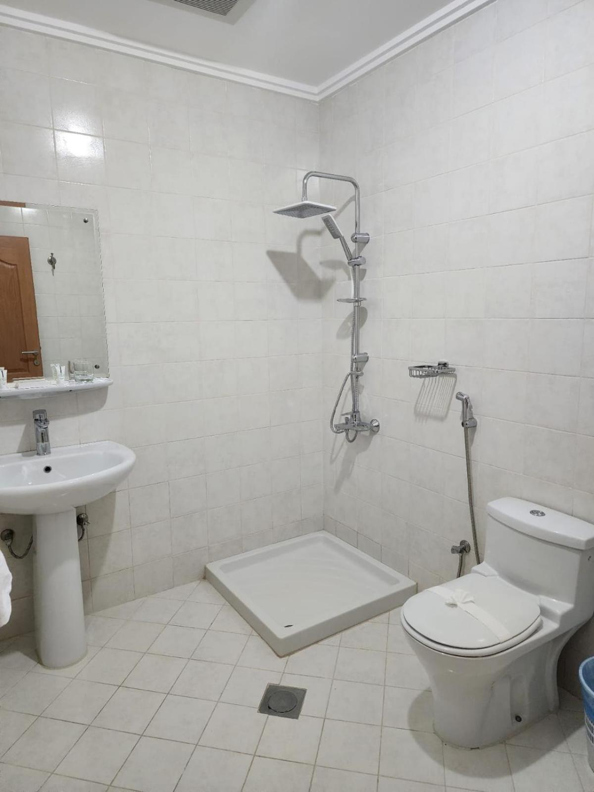 Triple Room with Private Bathroom photo 2