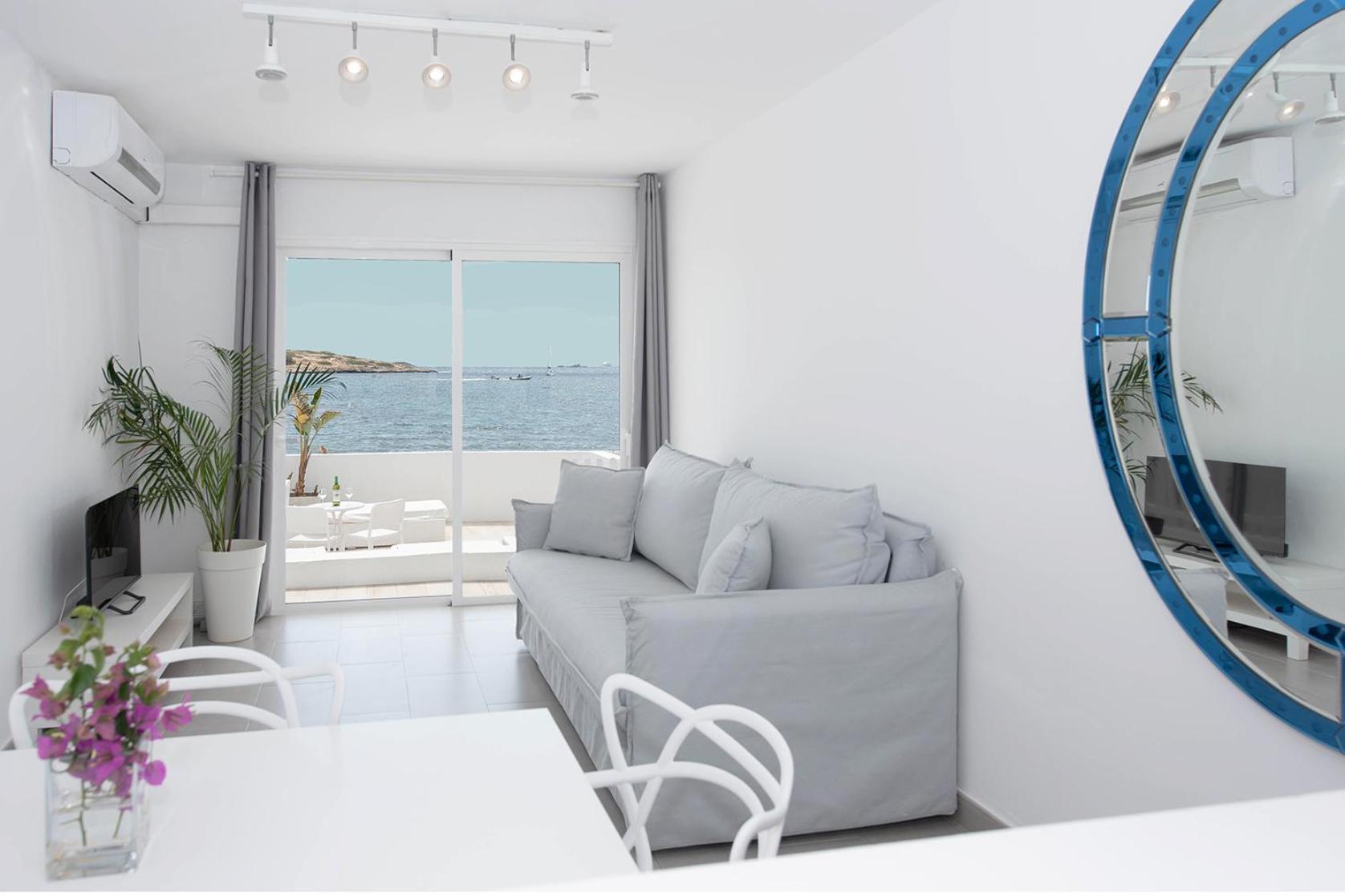 Apartamento con Acceso a la Playa