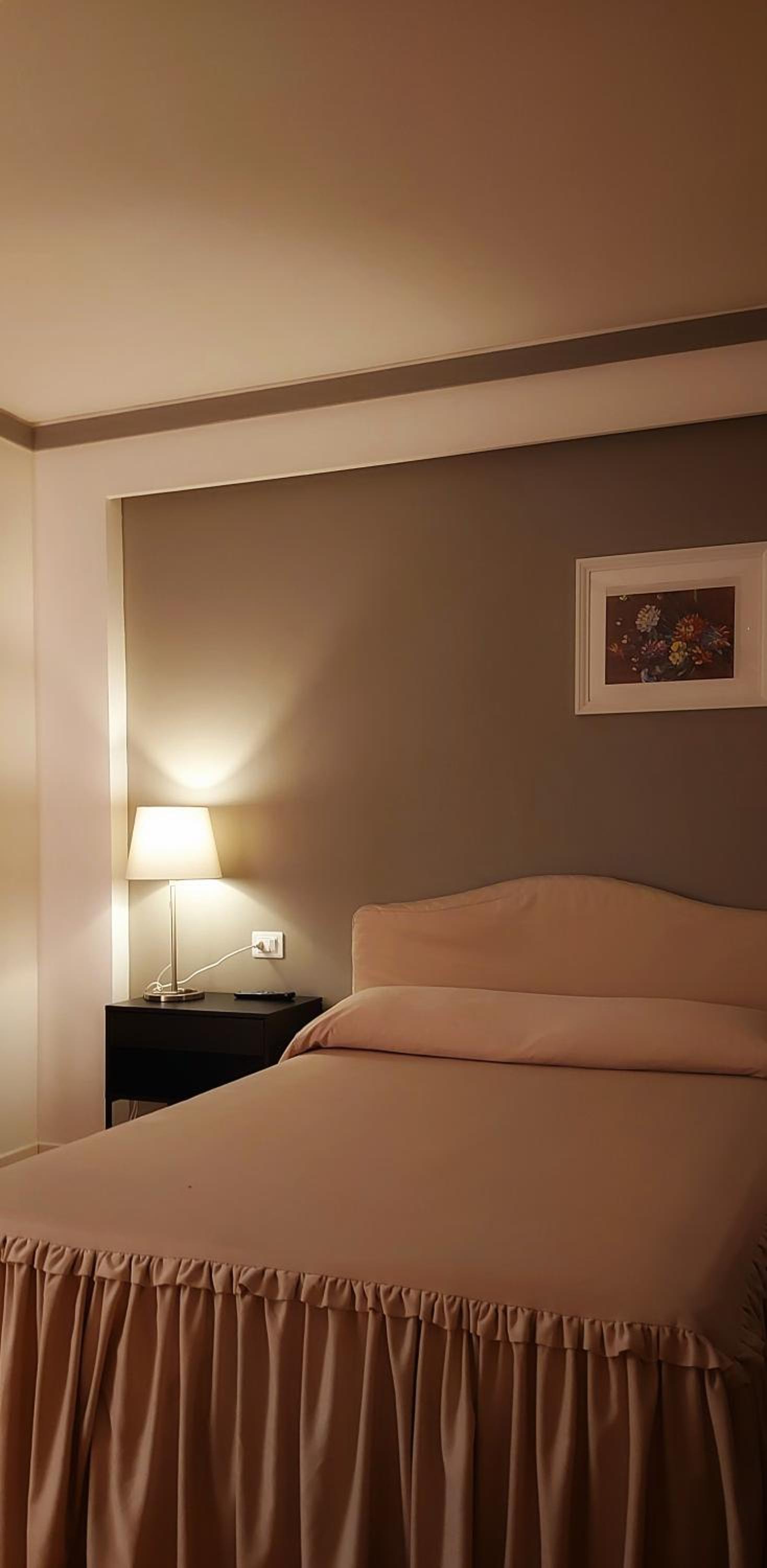 Deluxe Double Room with Shower