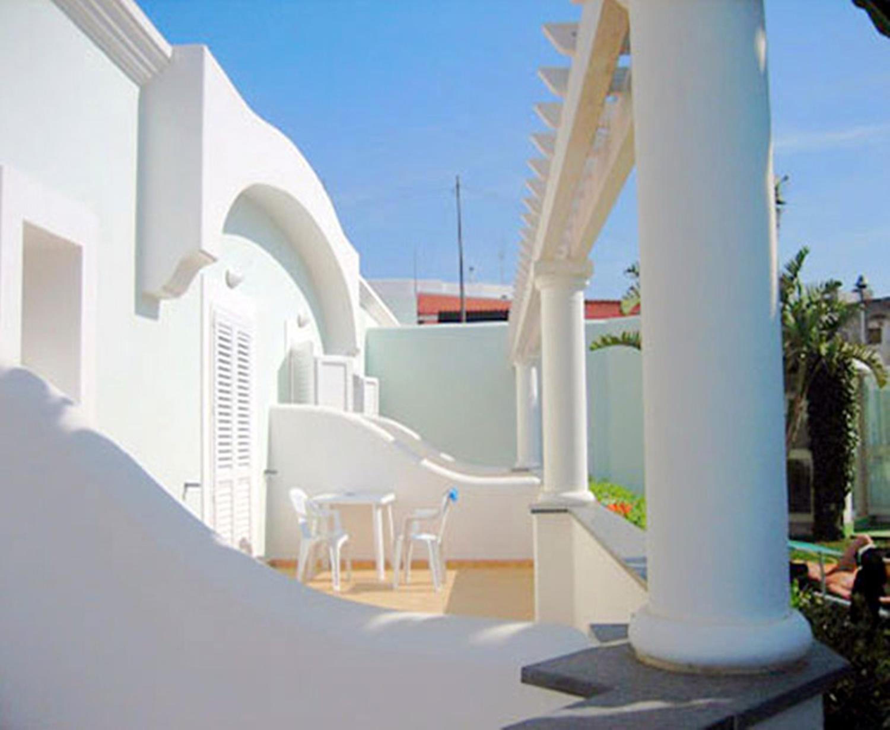 Superior Triple Room with Sea View photo 2