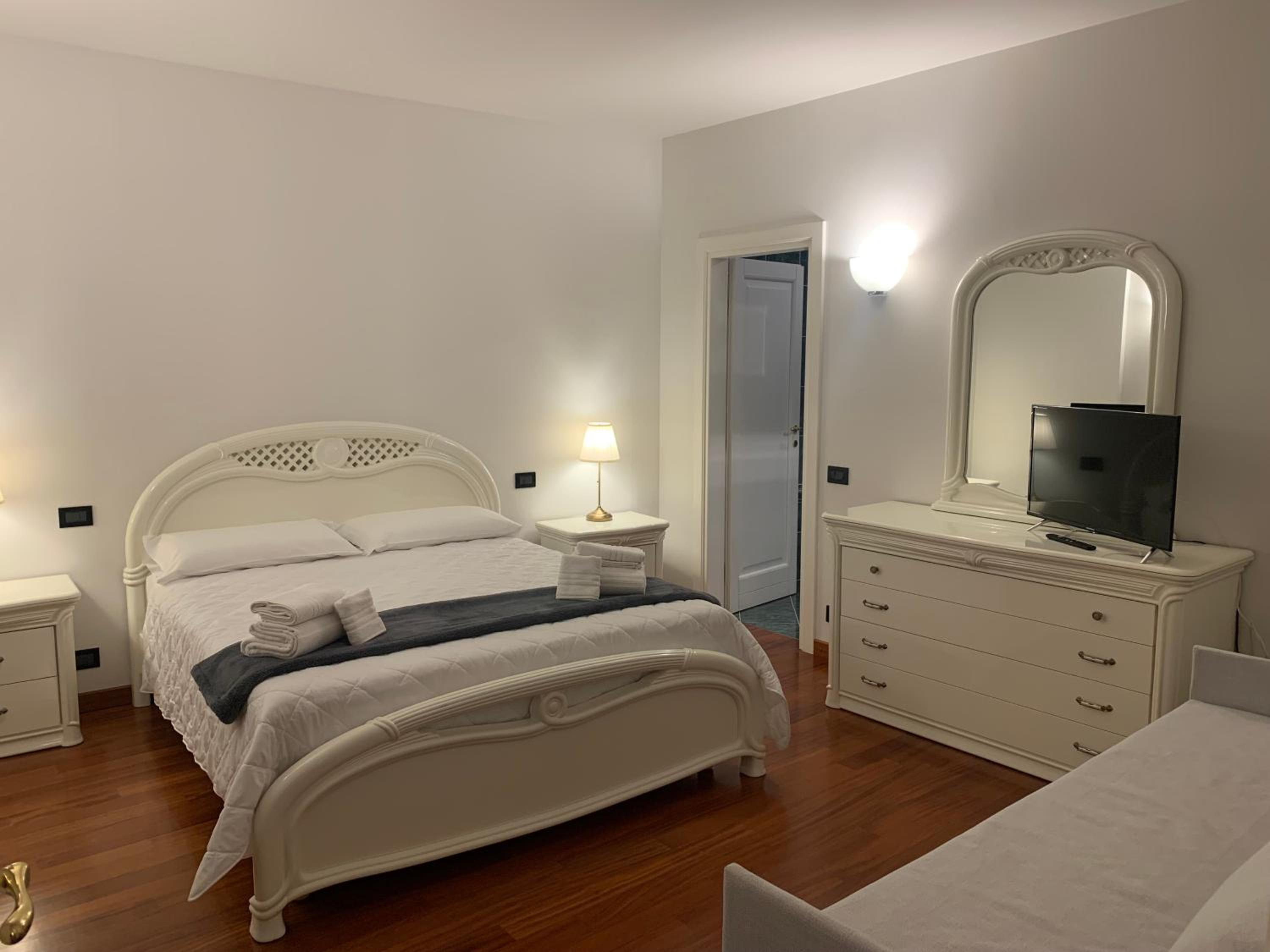 Deluxe Twin Room photo 1