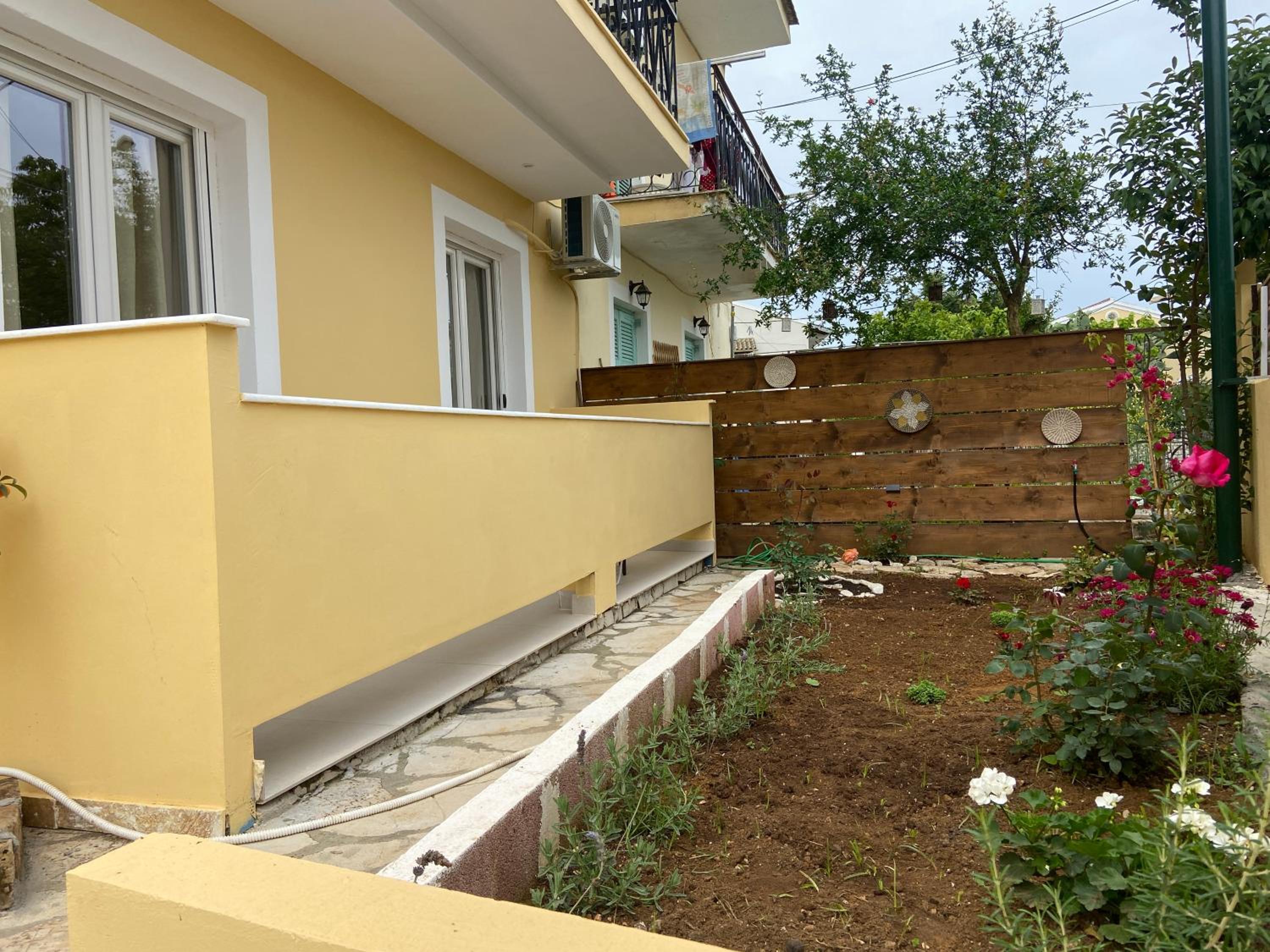 Two-Bedroom House photo 2