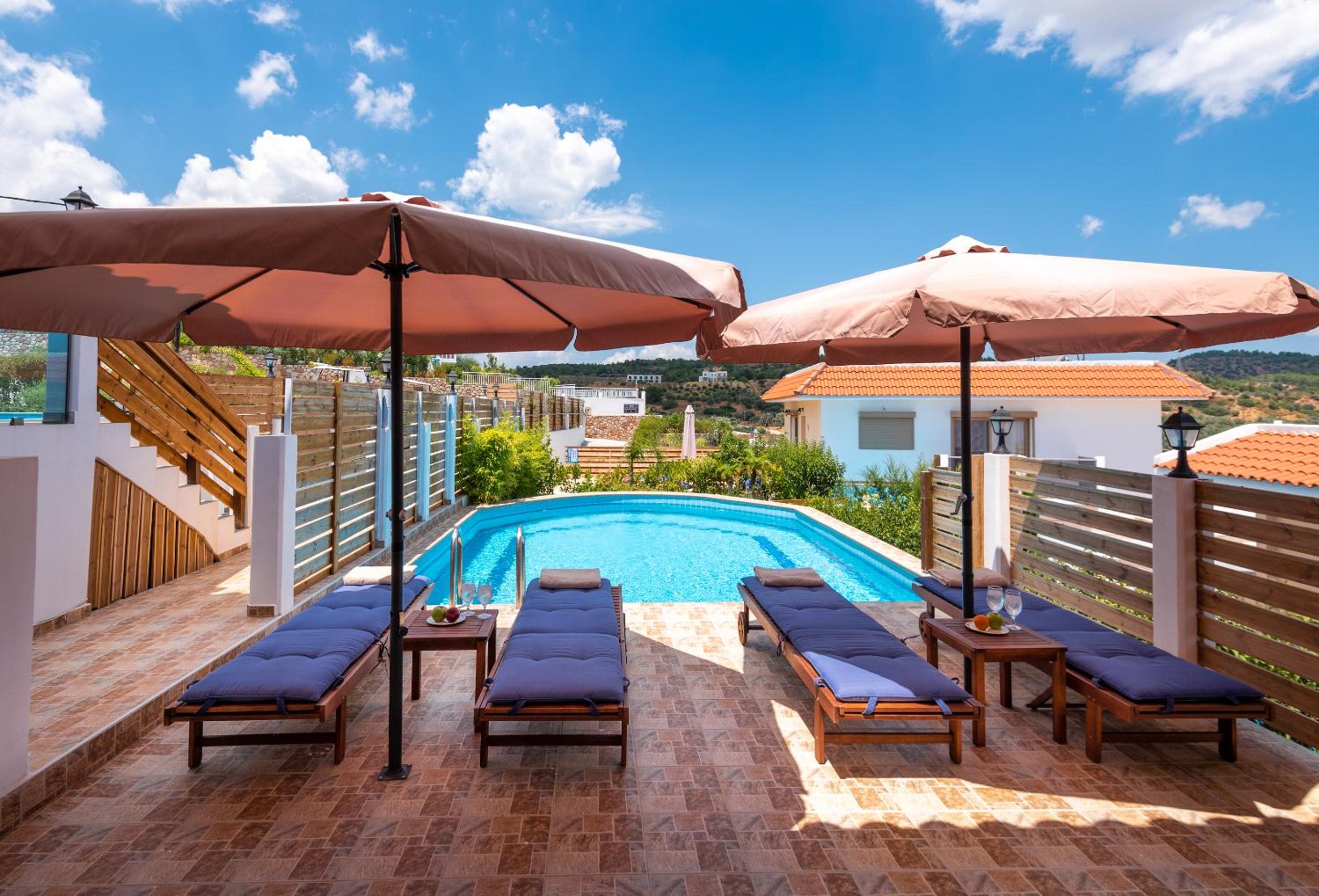 Deluxe Suite, 2 Bedrooms, Private Pool, Mountain View - Photo 4