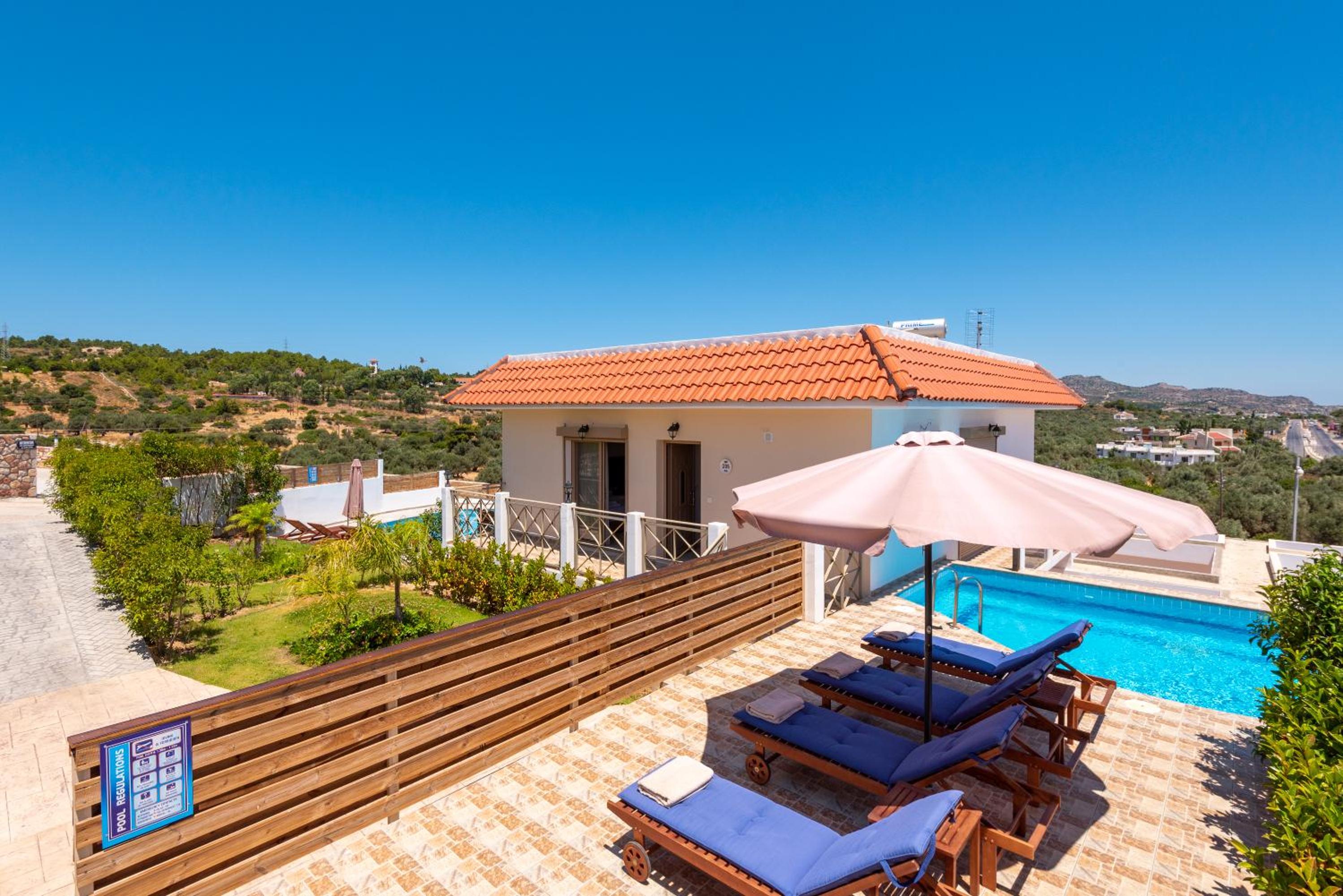 Deluxe Suite, 2 Bedrooms, Private Pool, Mountain View - Photo 12