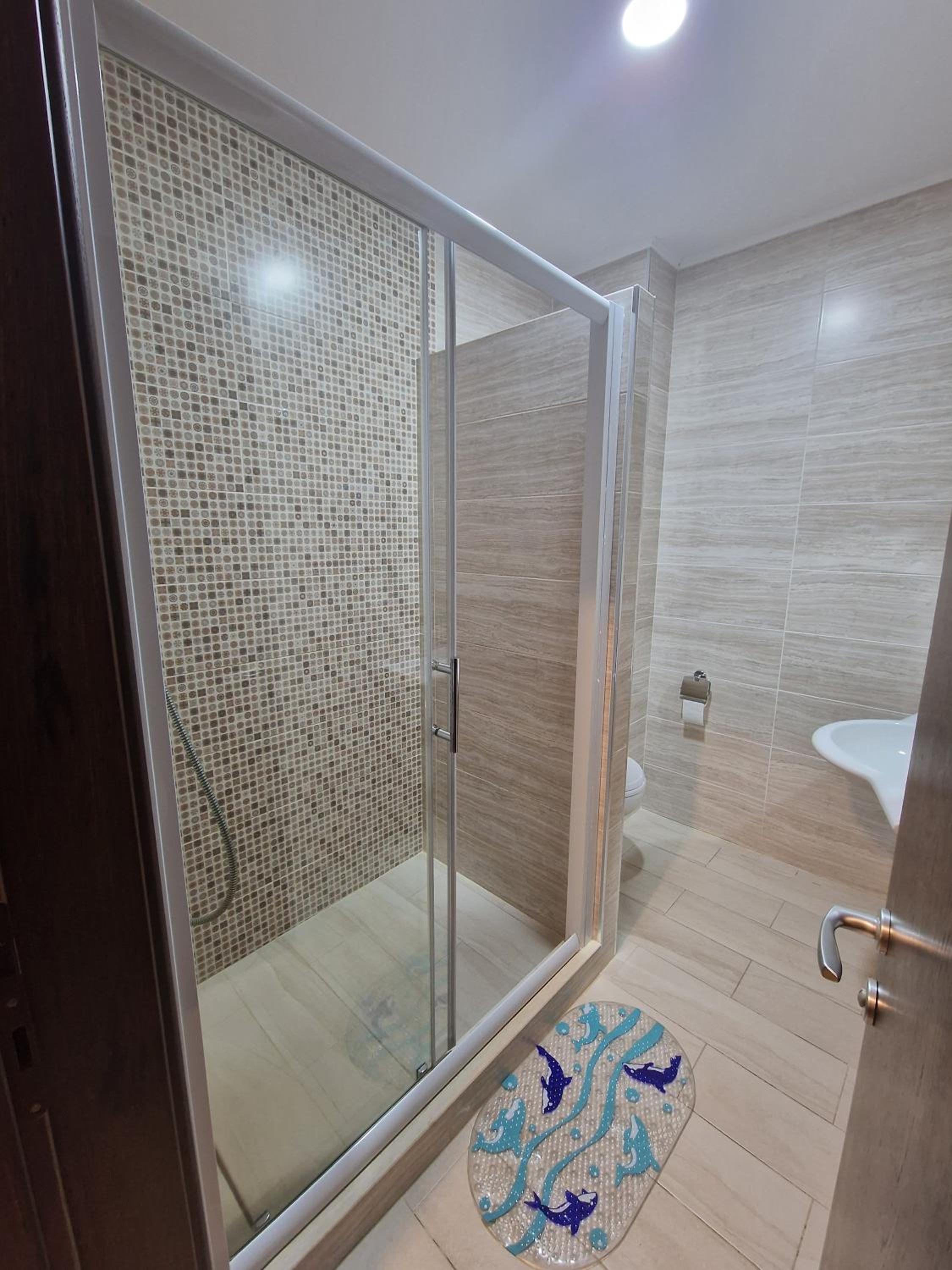 Twin Room - Semi-Basement - Photo 4