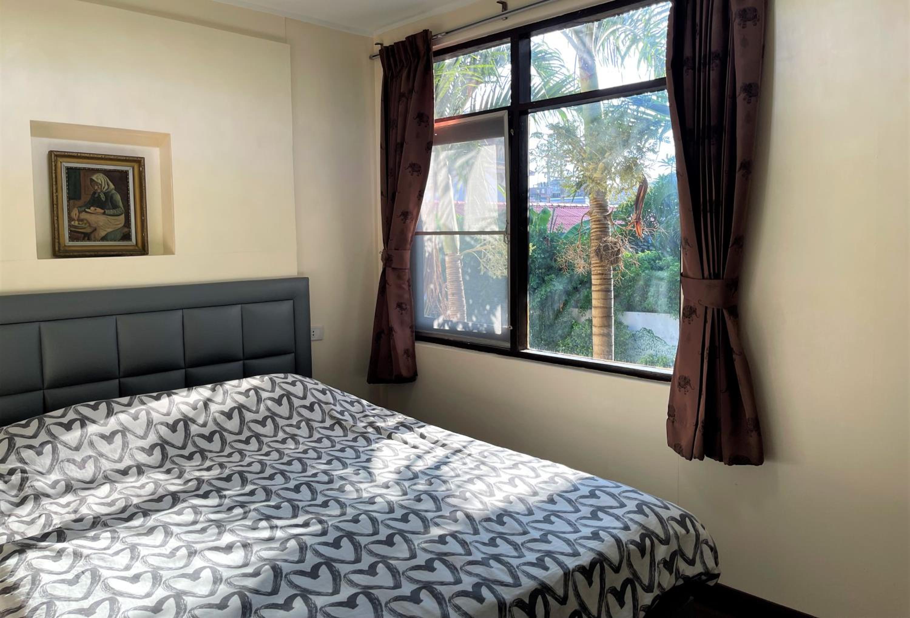 Queen Room with Balcony photo 1