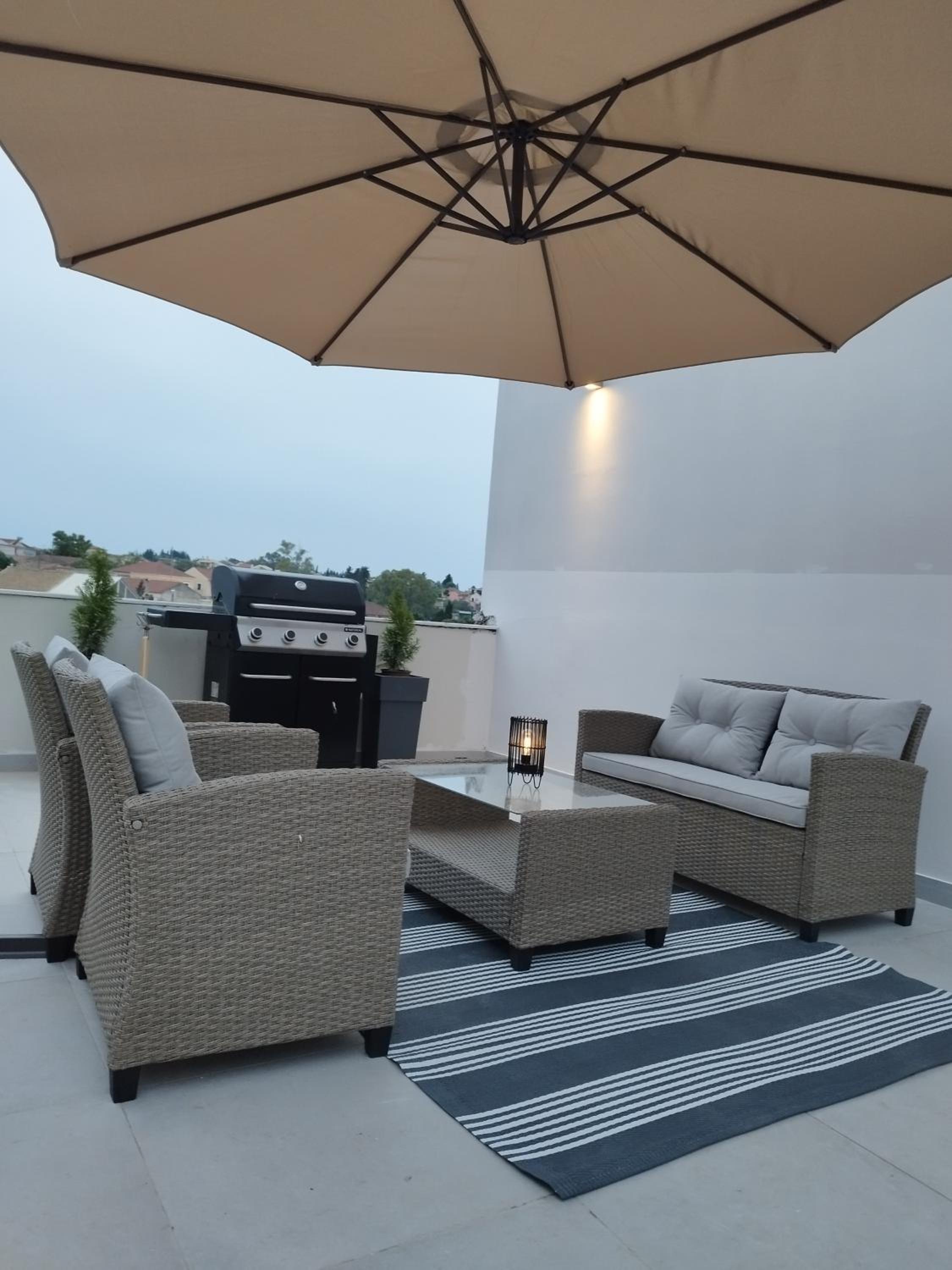 Two-Bedroom Apartment - Photo 8