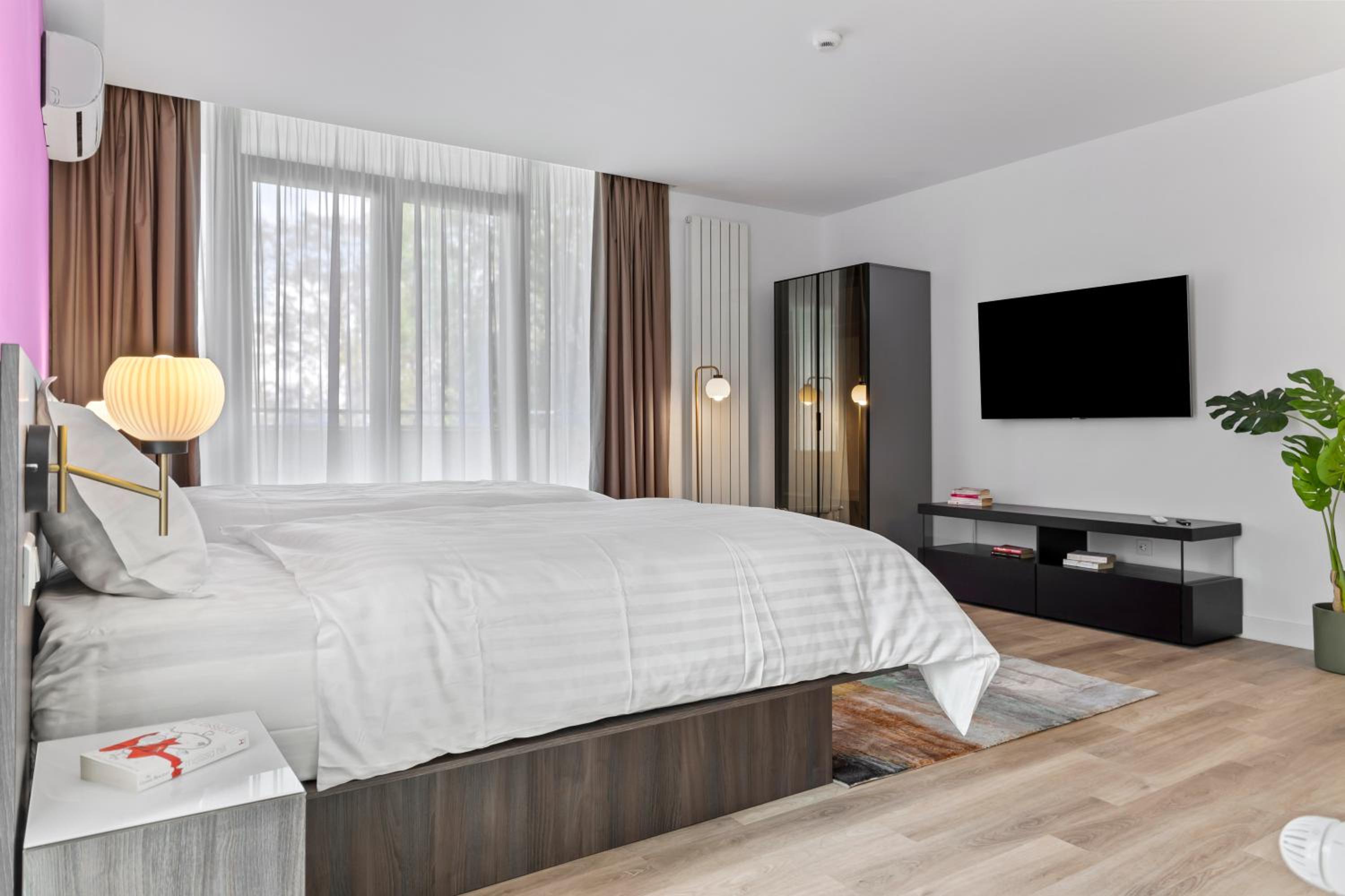 יוני 88 אפרטהוטל בוקרשט — Twin Deluxe King Room with Balcony