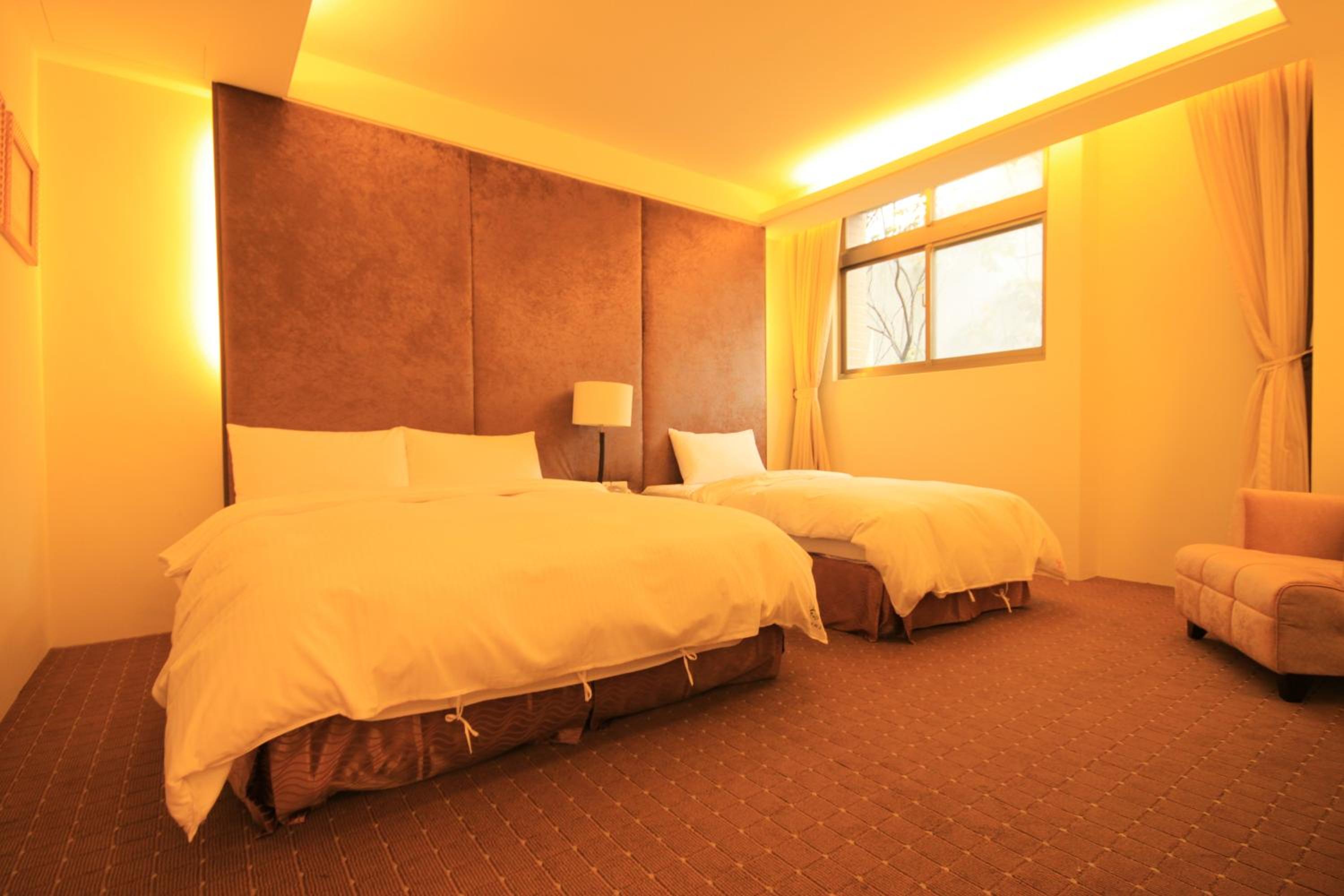 Comfort Triple Room with Shower photo 2