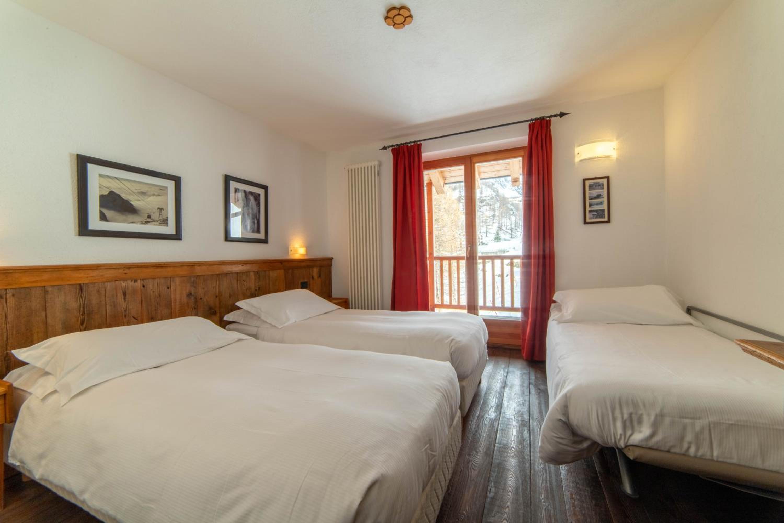 Double Room with Extra Bed - Photo 7