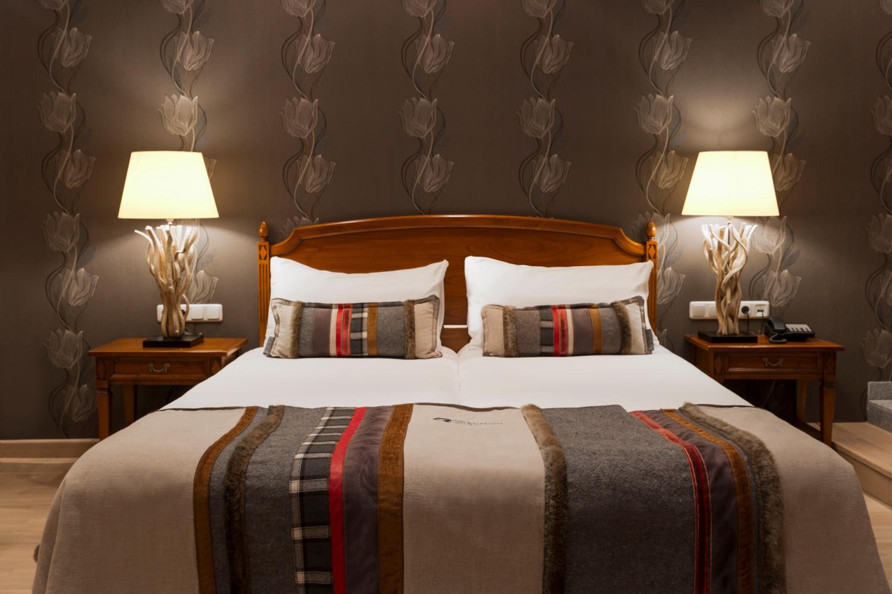 Junior Suite with Terrace - Photo 6
