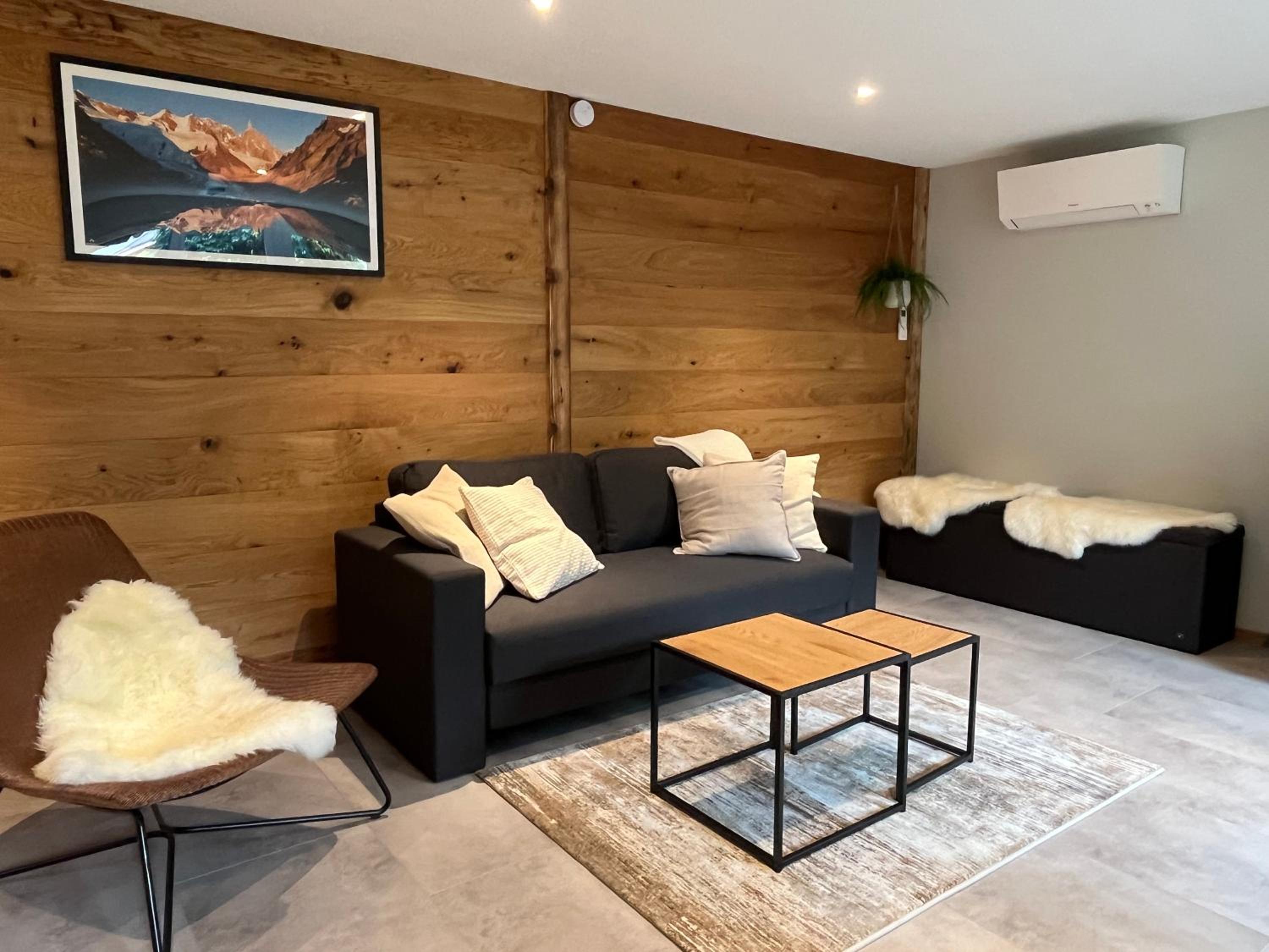 Studio Apartment photo 1