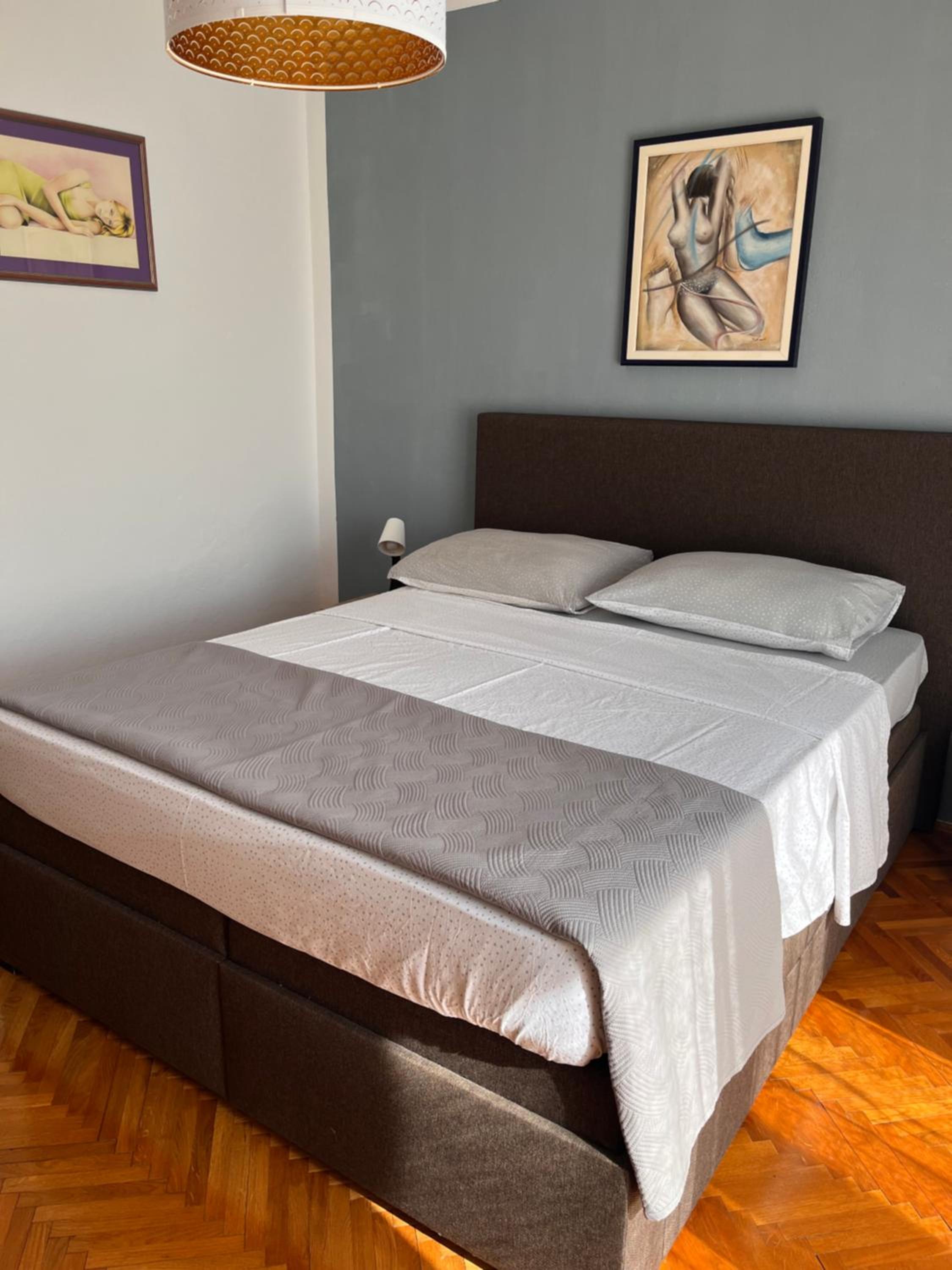 Apartment photo 1