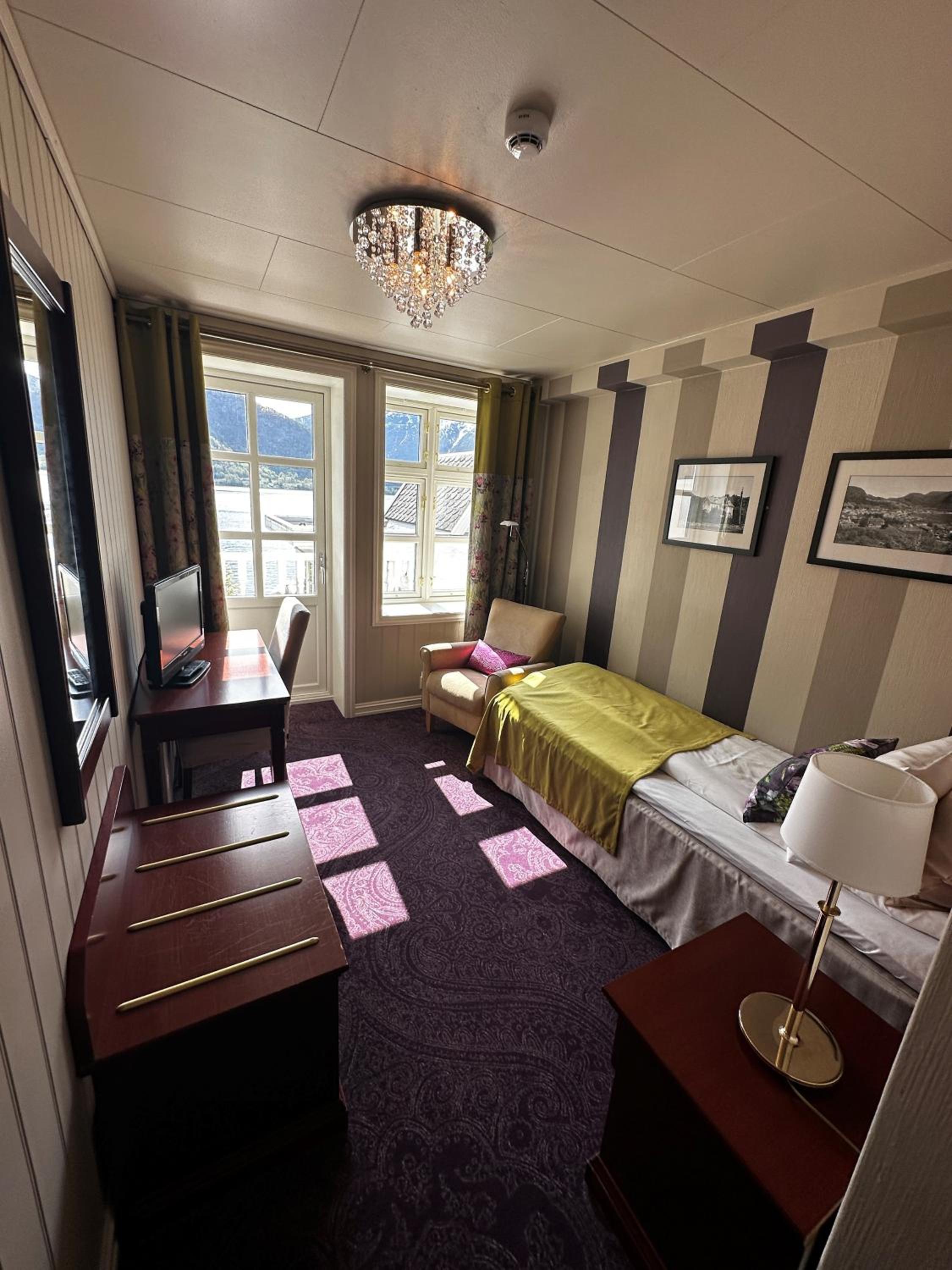 Single Room with Fjord View