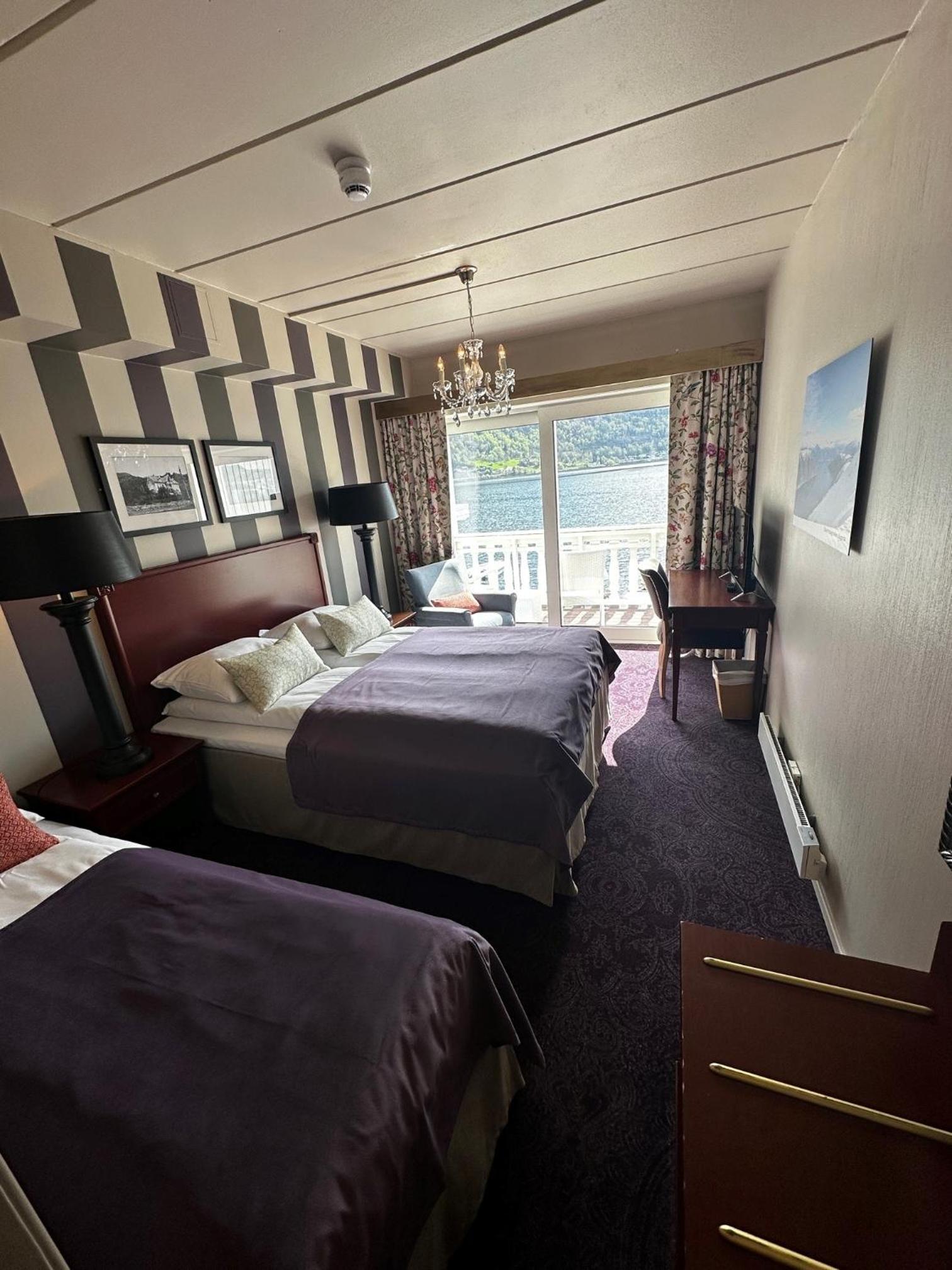 Triple Room with Fjord View - Photo 2